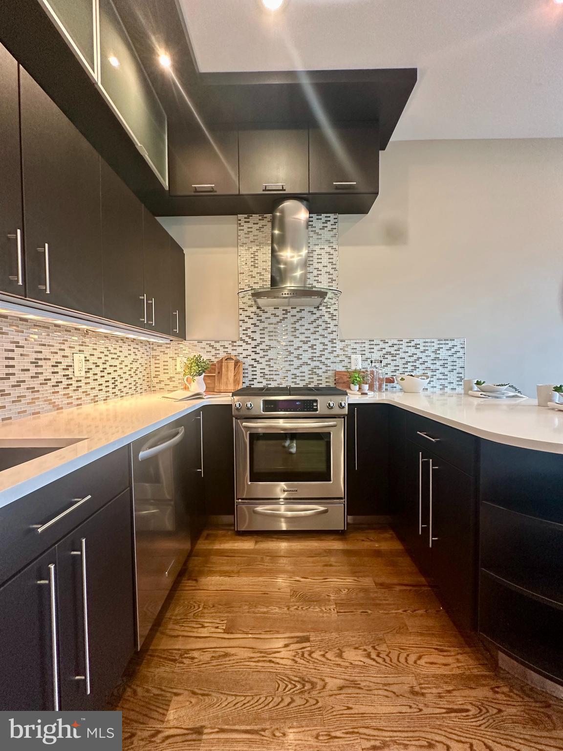 BELLA VISTA - Residential