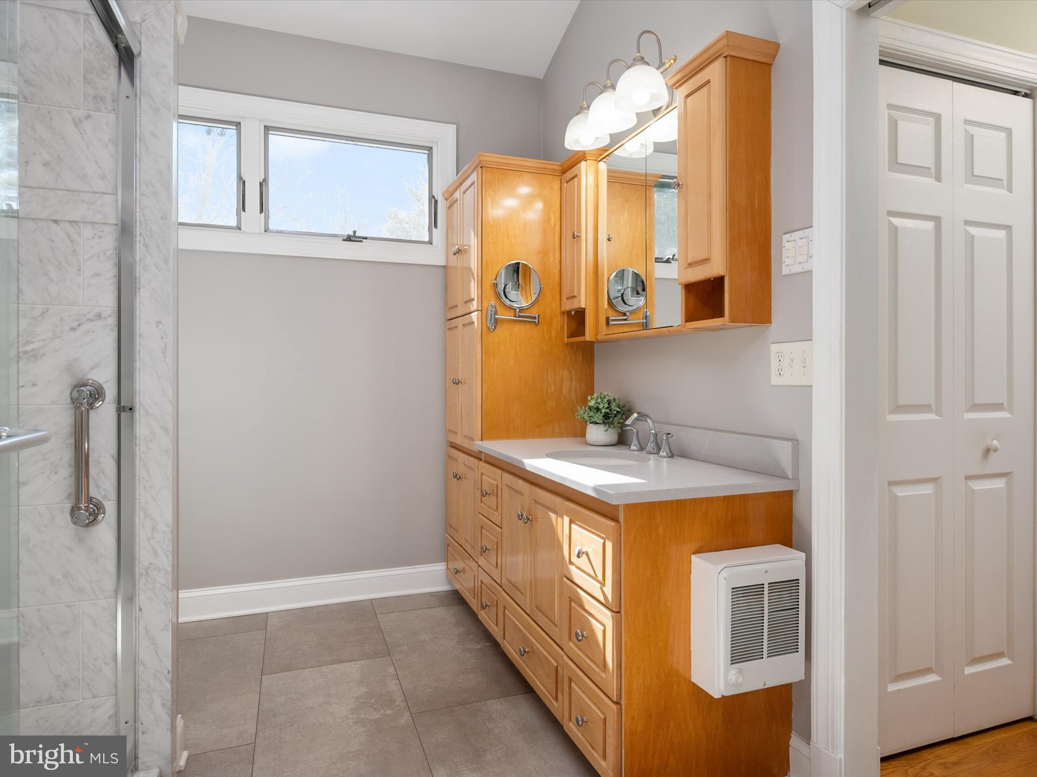 WINDSOR FARM - Residential