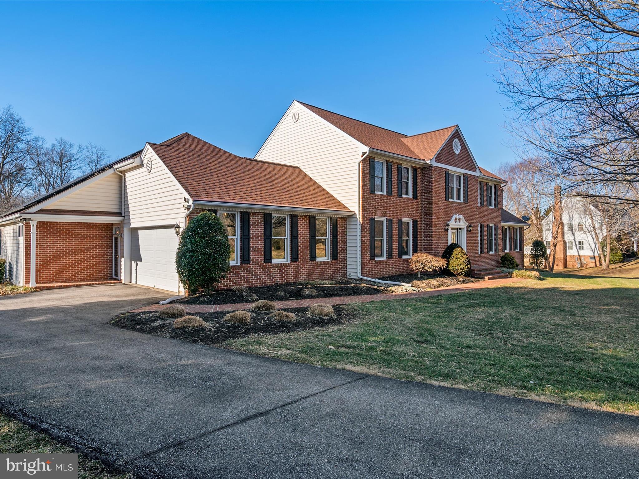 WINDSOR FARM - Residential