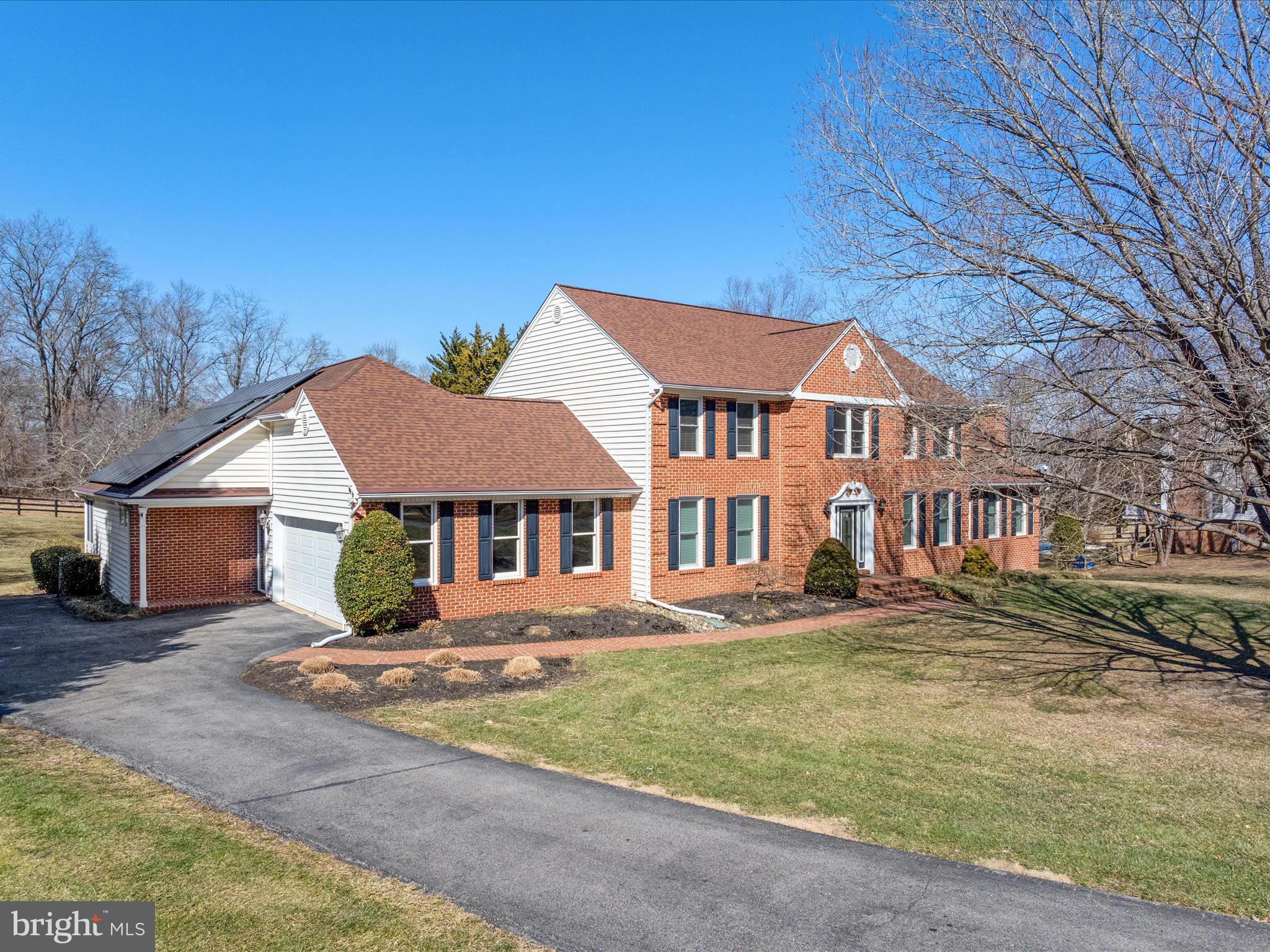 WINDSOR FARM - Residential