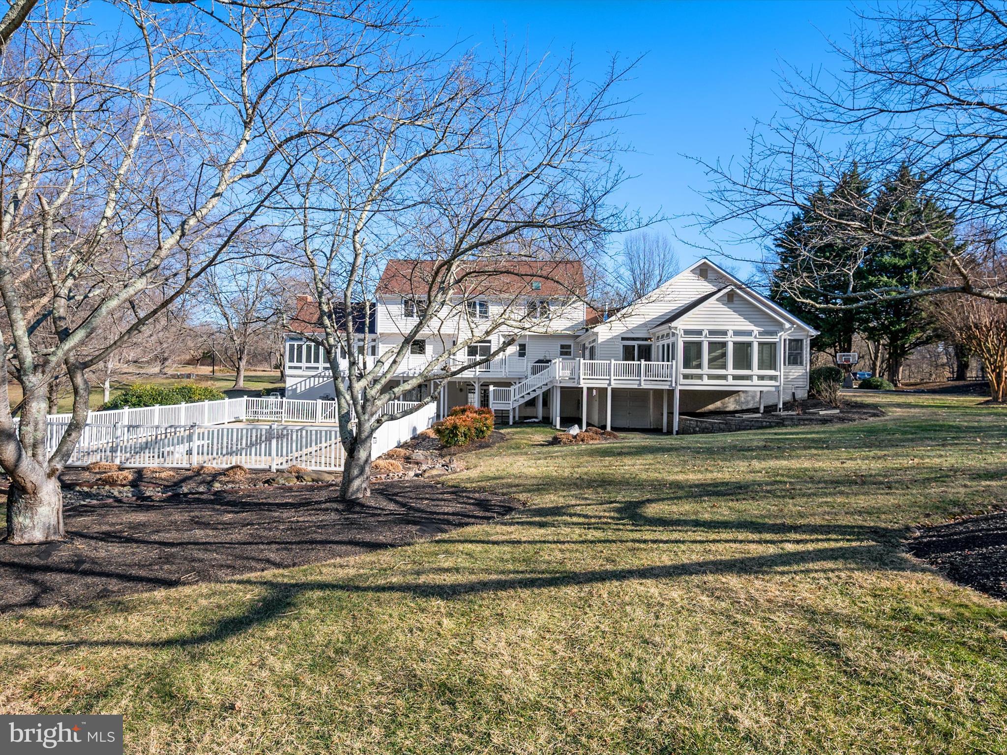 WINDSOR FARM - Residential