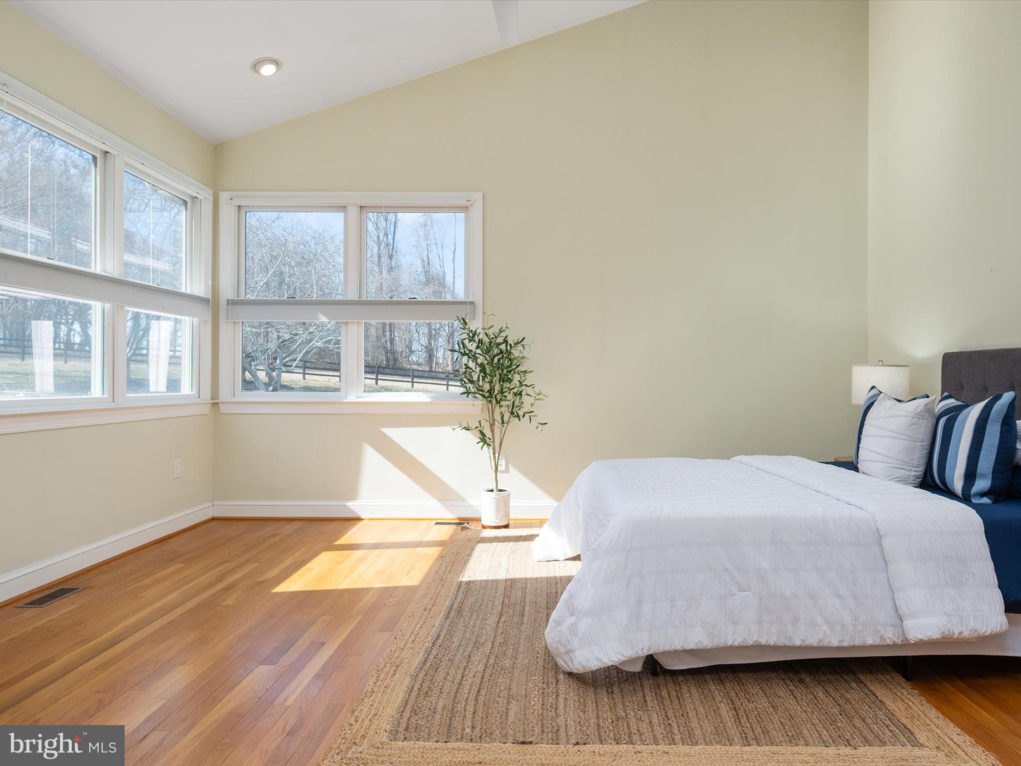 WINDSOR FARM - Residential