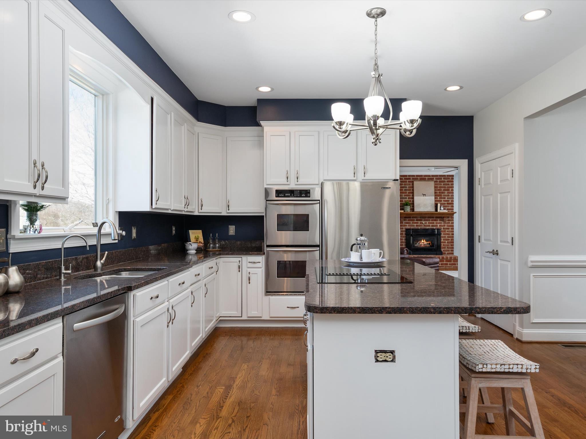 WINDSOR FARM - Residential