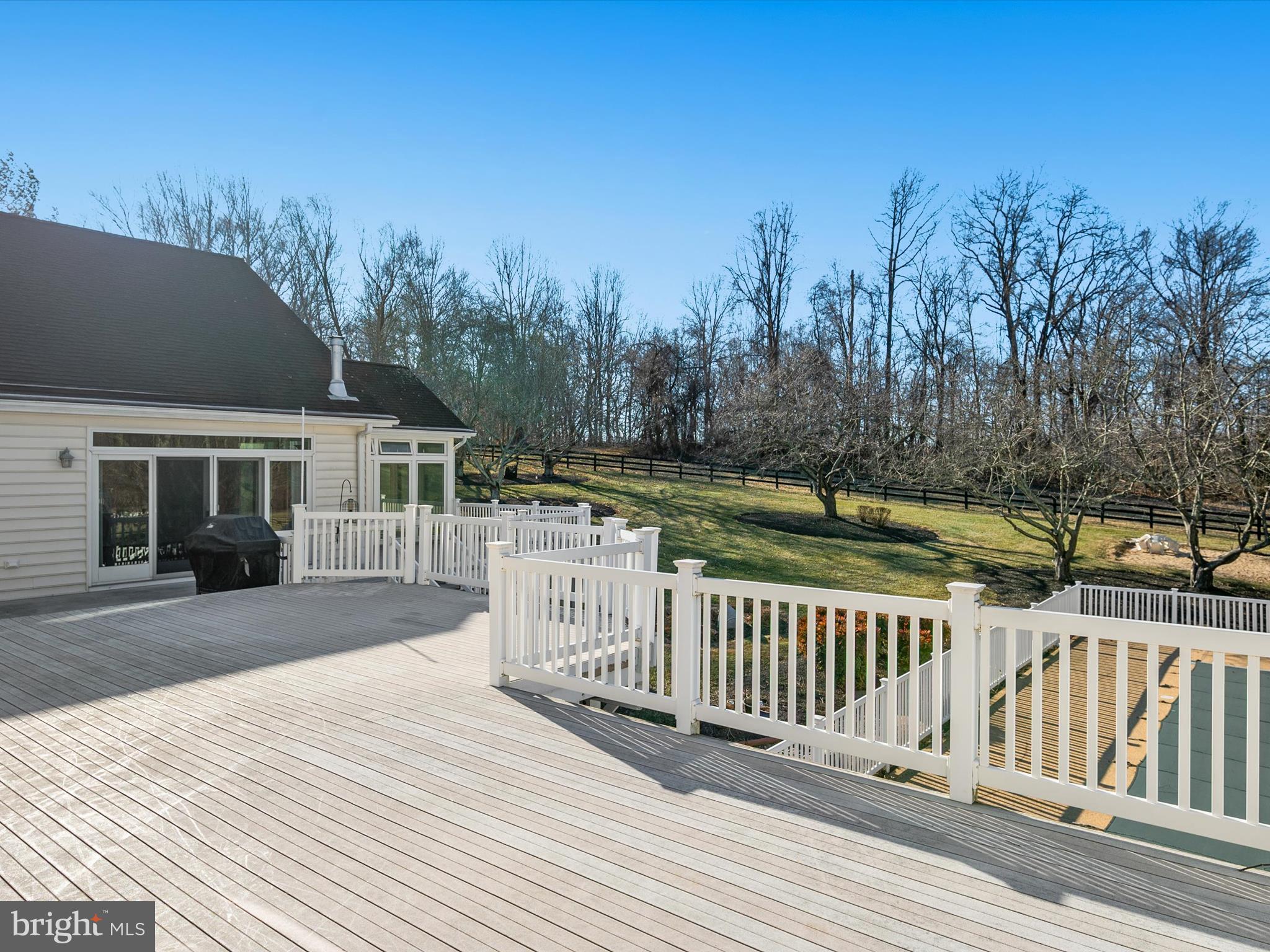 WINDSOR FARM - Residential