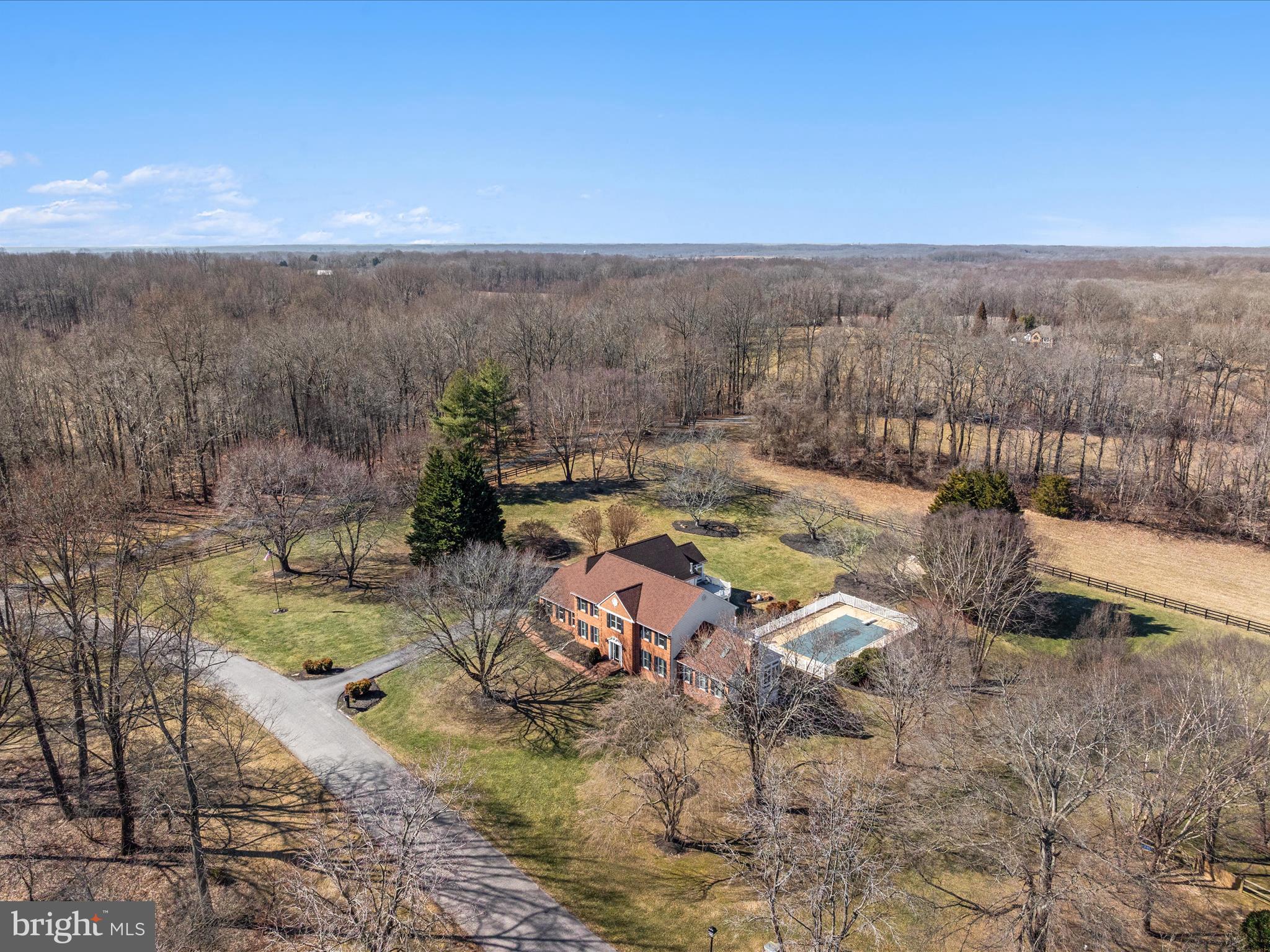 WINDSOR FARM - Residential