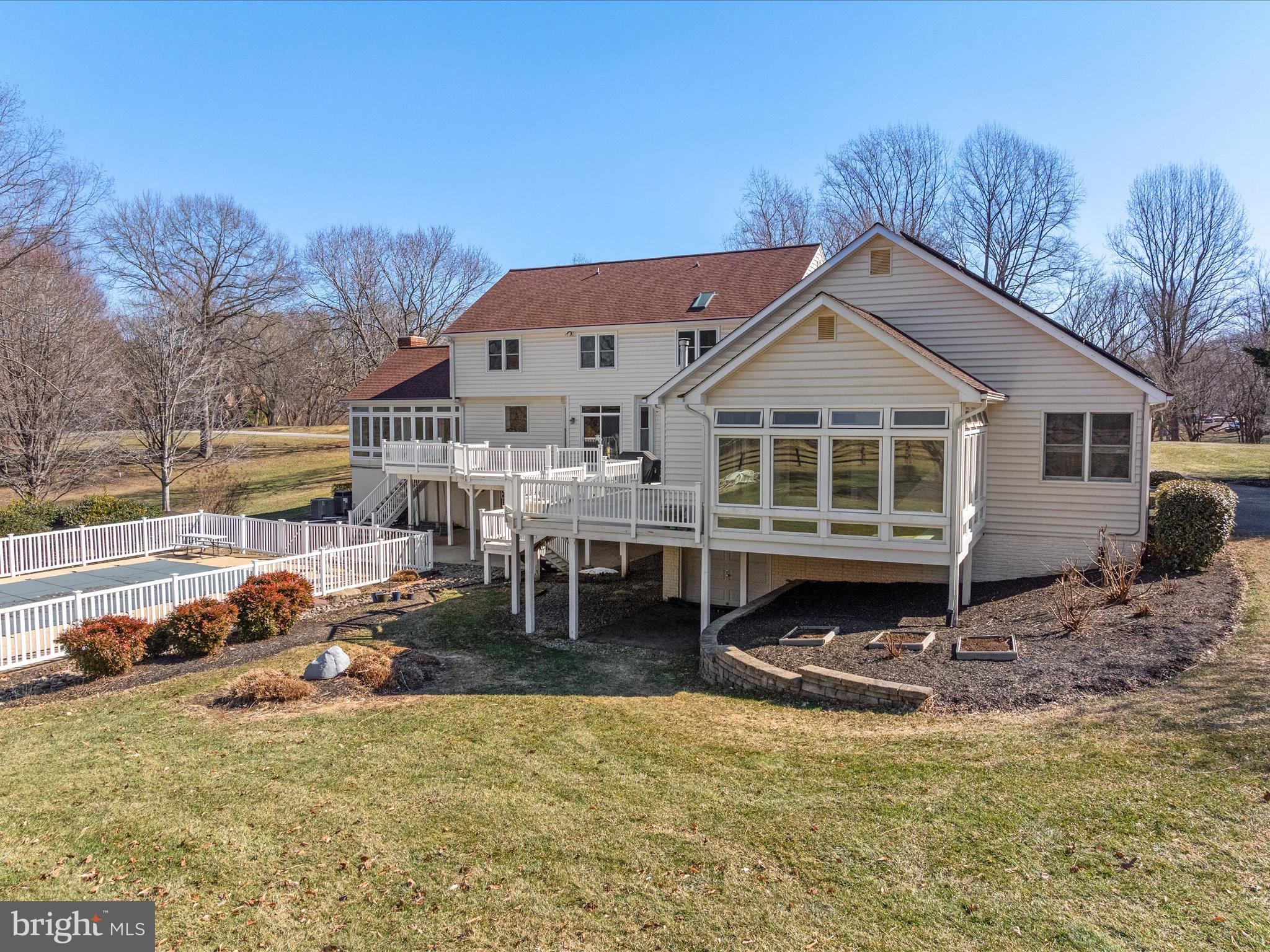 WINDSOR FARM - Residential