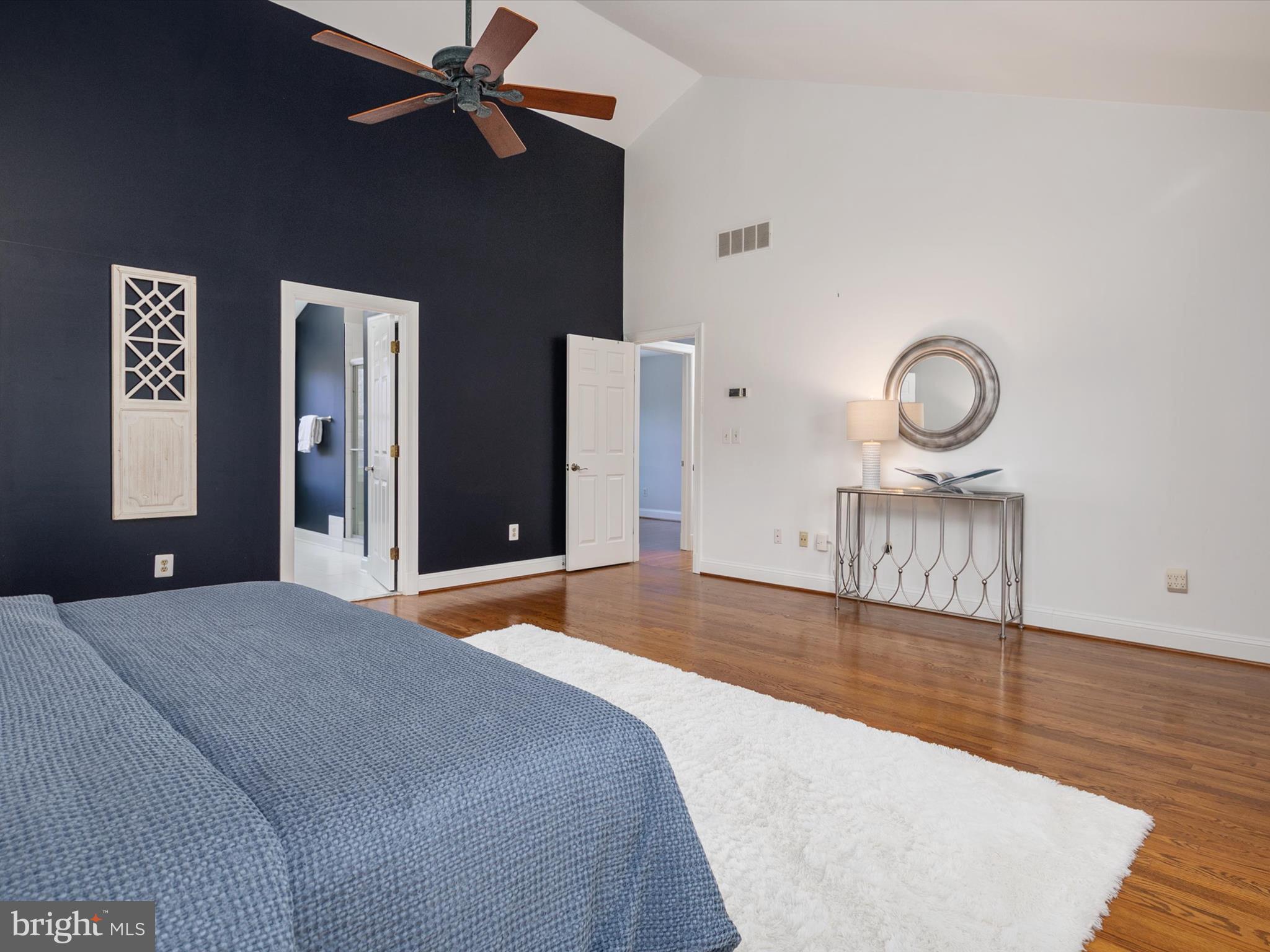 WINDSOR FARM - Residential