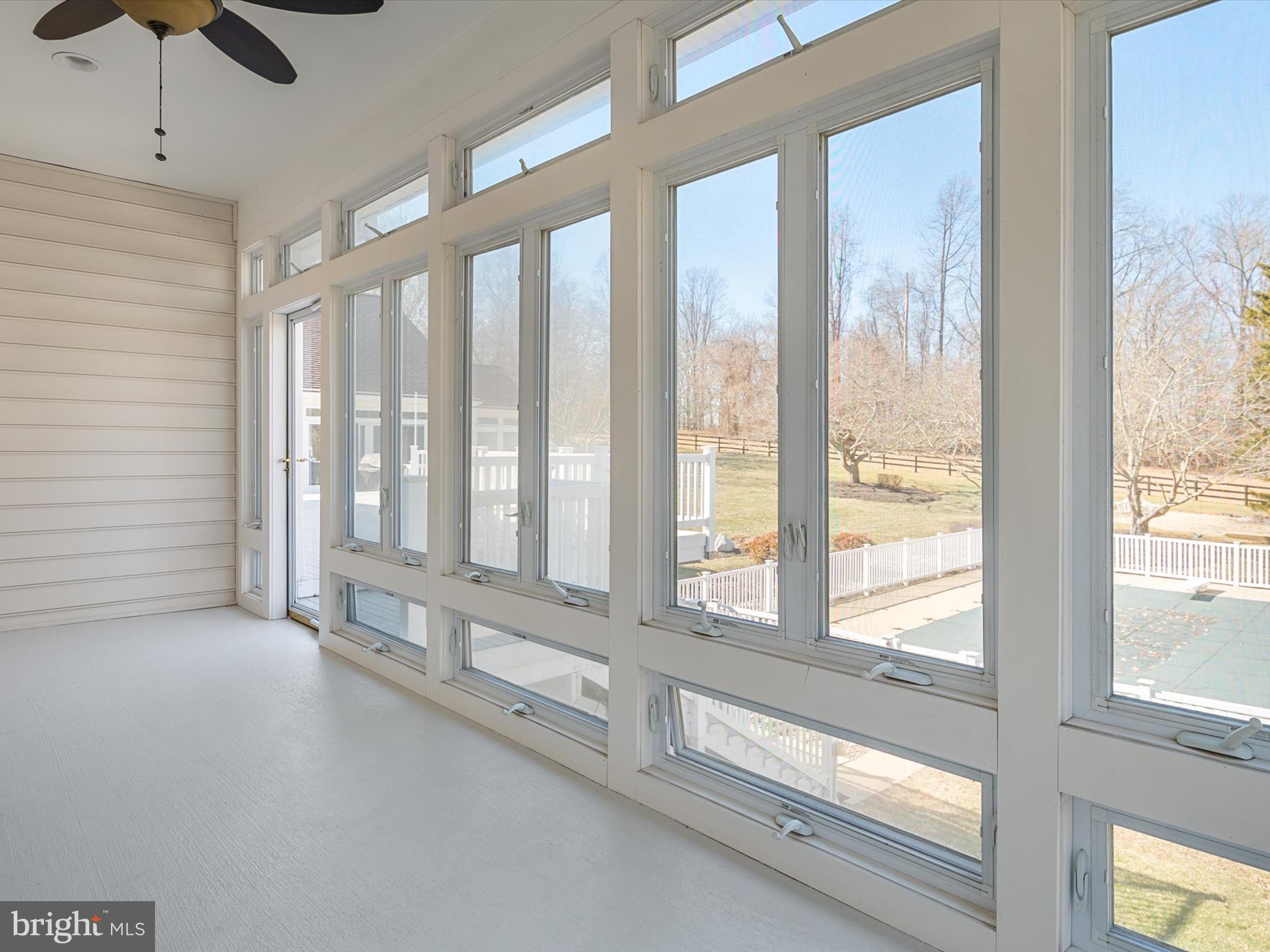 WINDSOR FARM - Residential