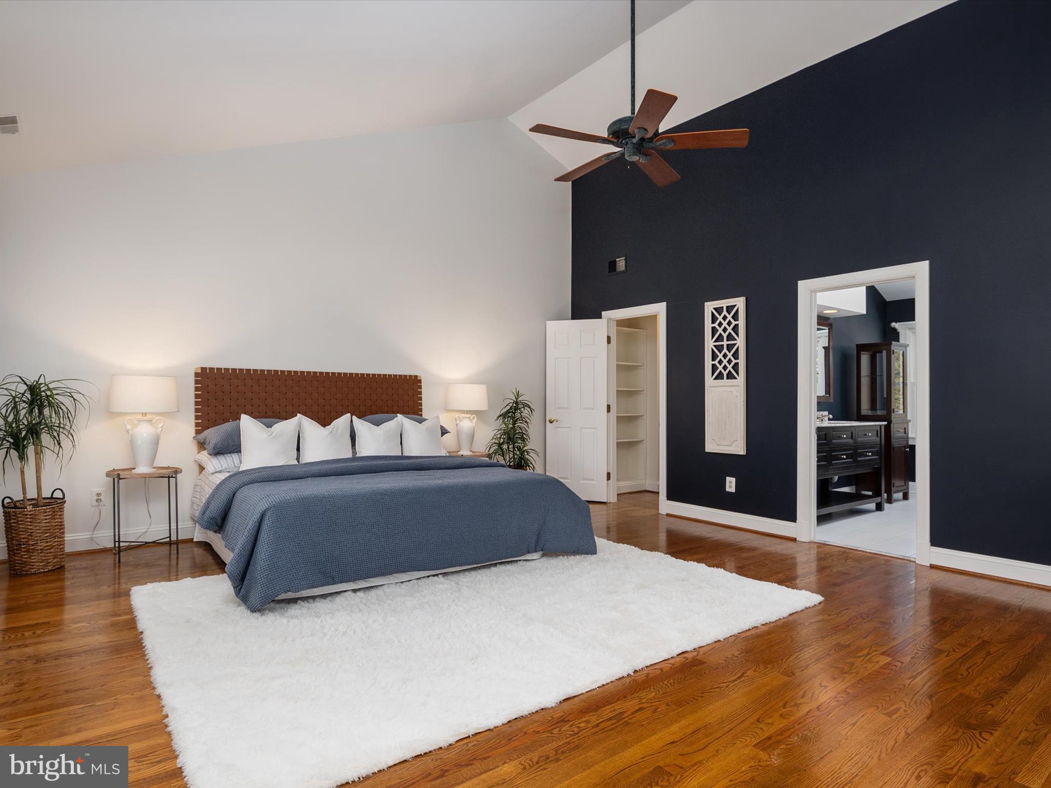 WINDSOR FARM - Residential