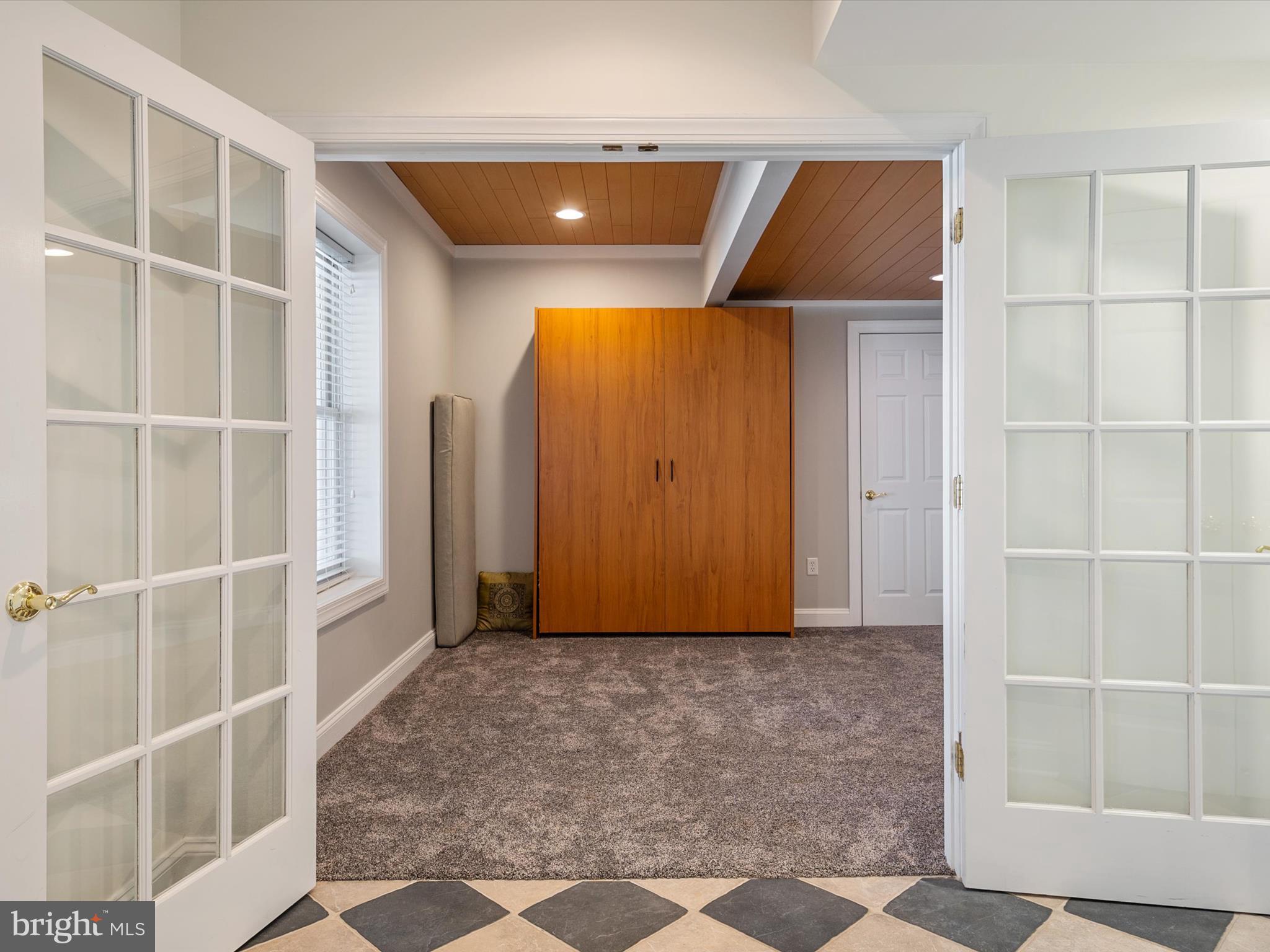 WINDSOR FARM - Residential