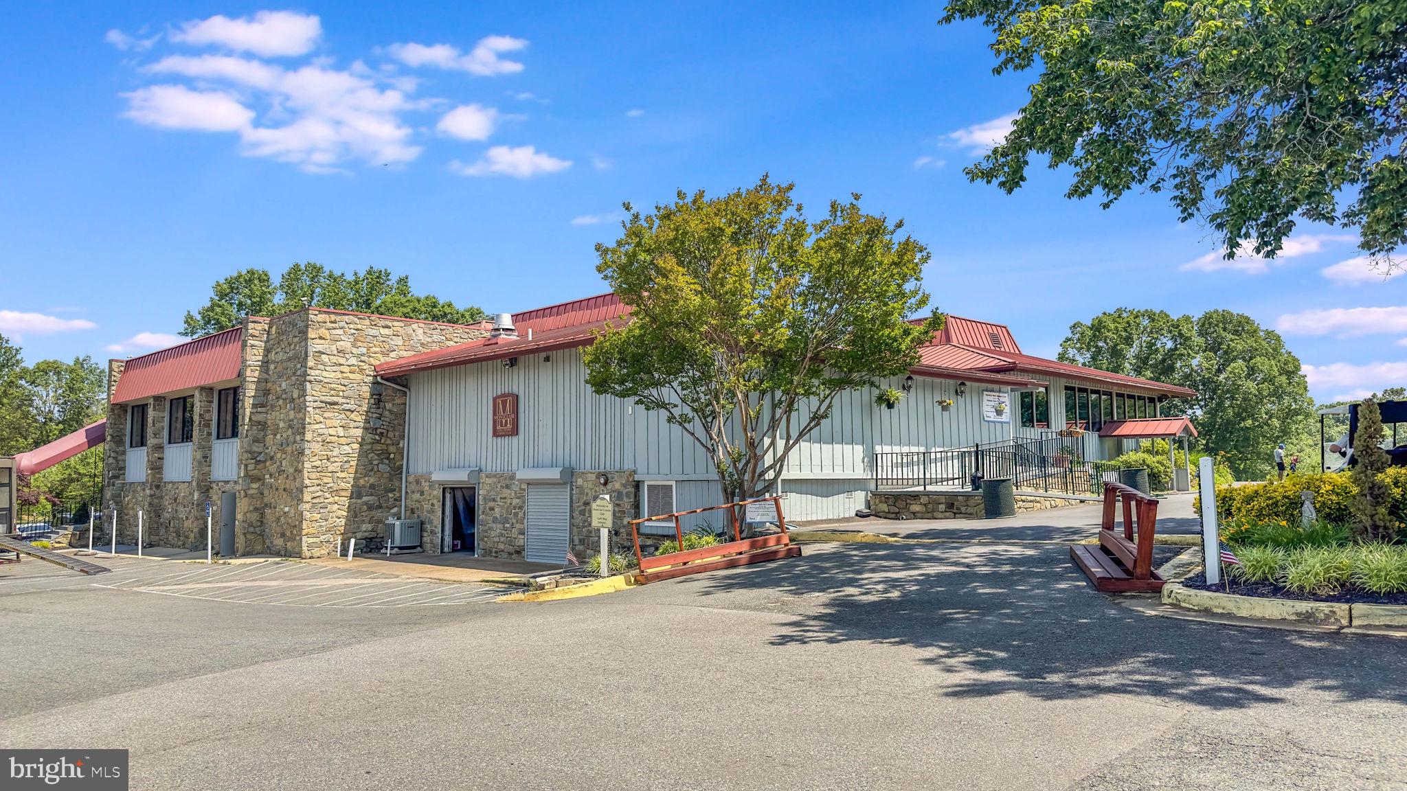 MONTCLAIR - Residential