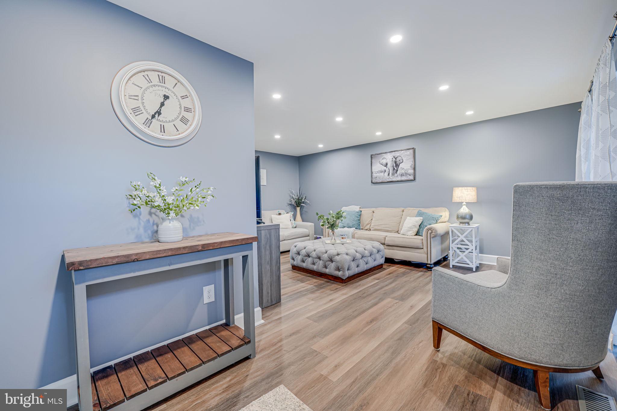 MONTCLAIR - Residential