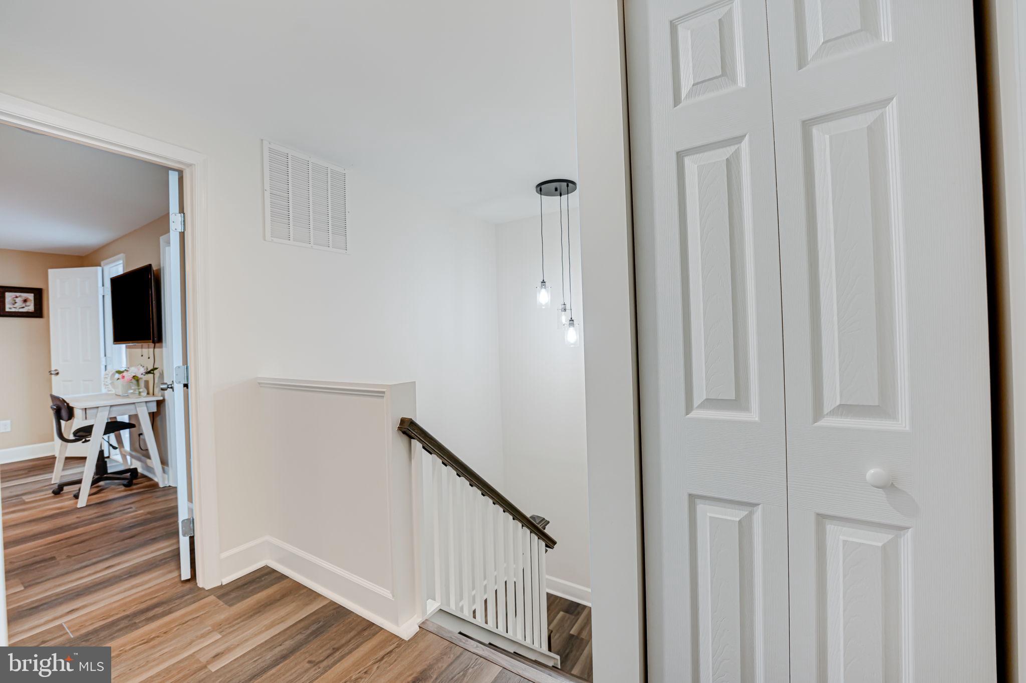 MONTCLAIR - Residential