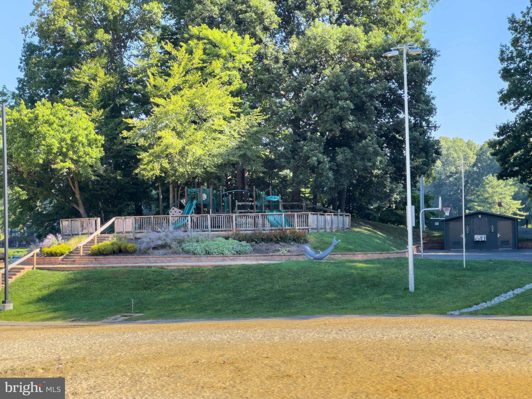 MONTCLAIR - Residential