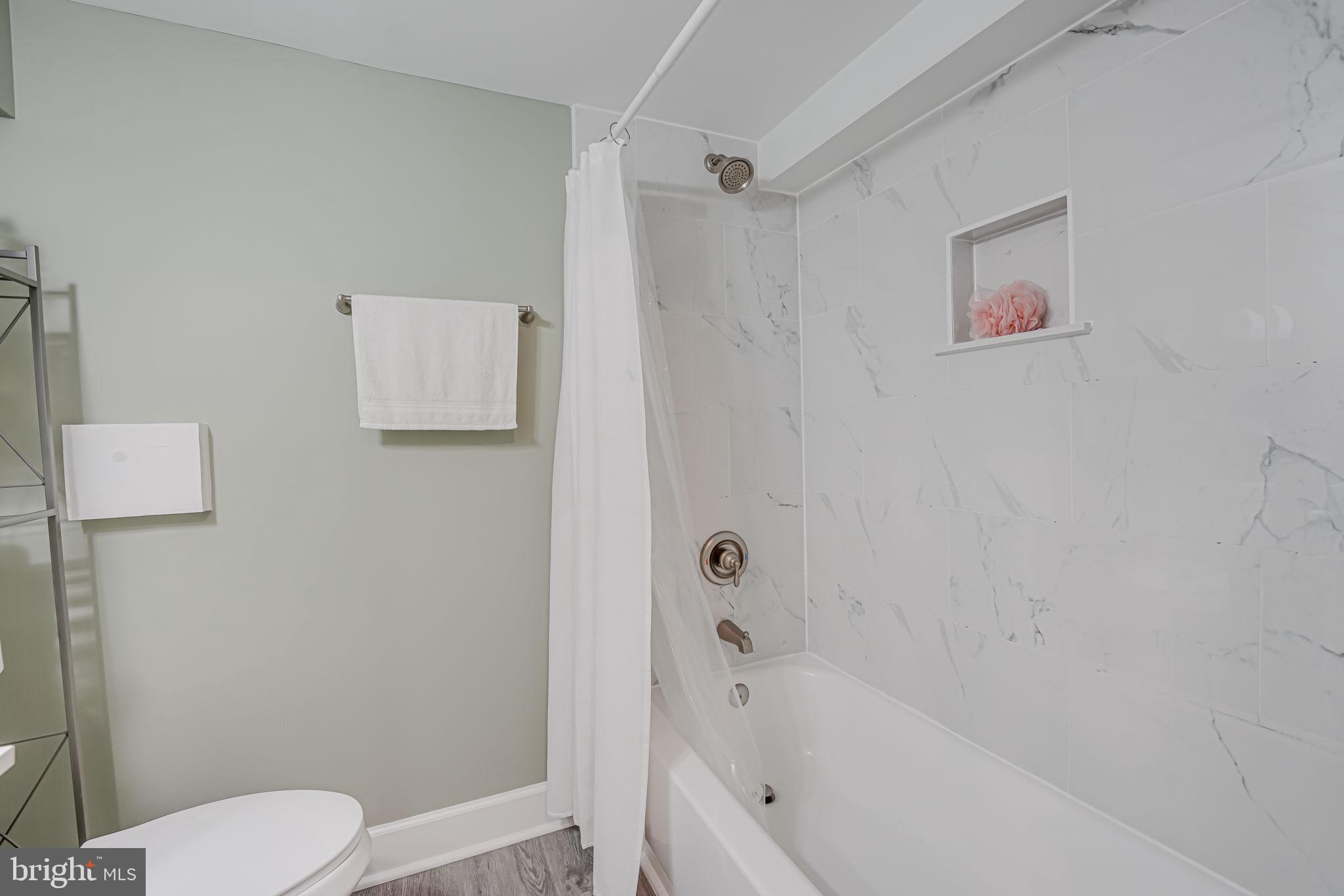 MONTCLAIR - Residential