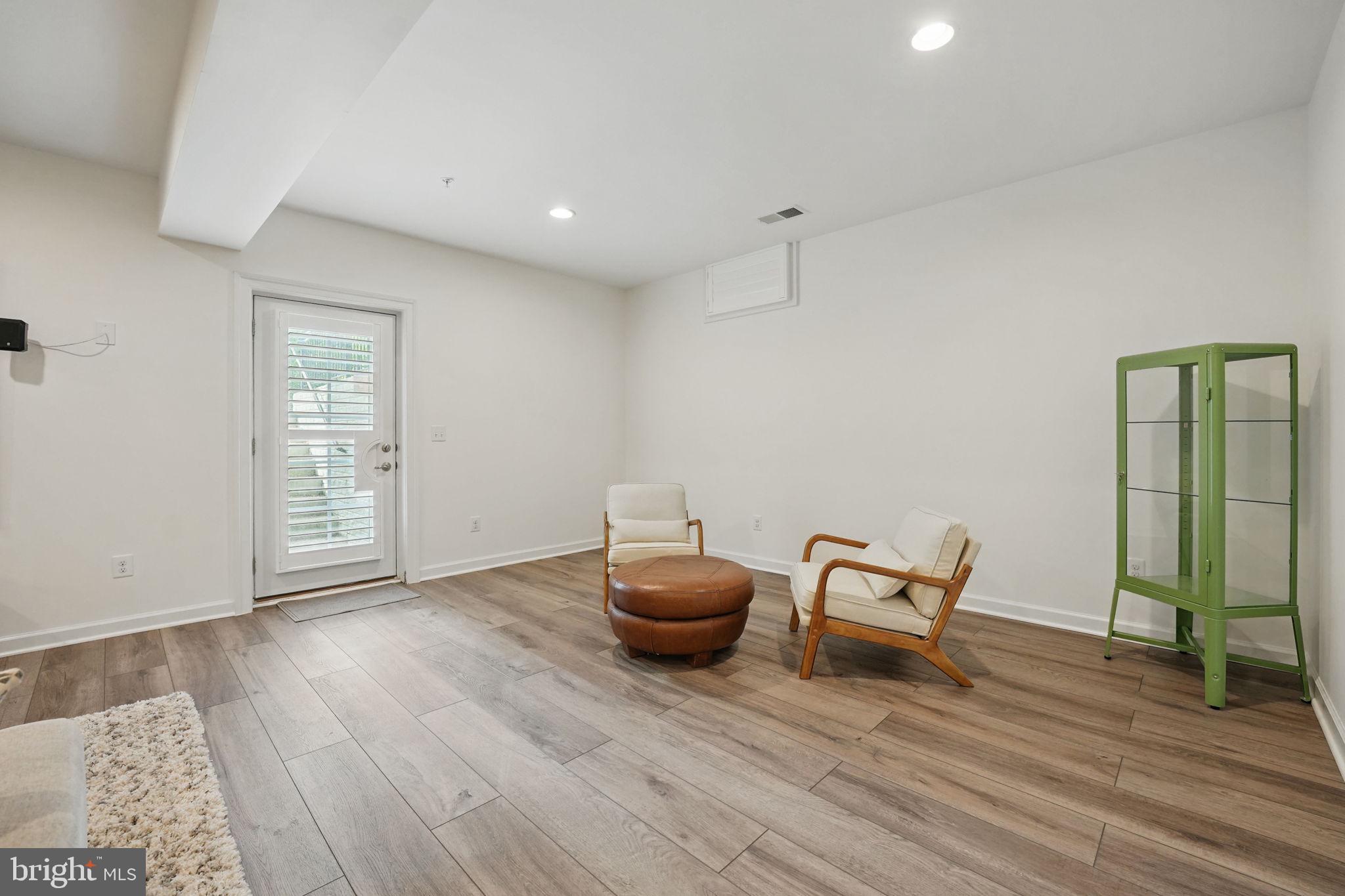 POTOMAC SHORES - Residential