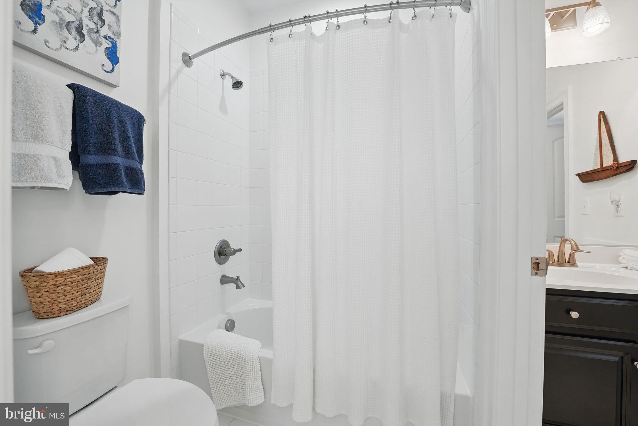 POTOMAC SHORES - Residential