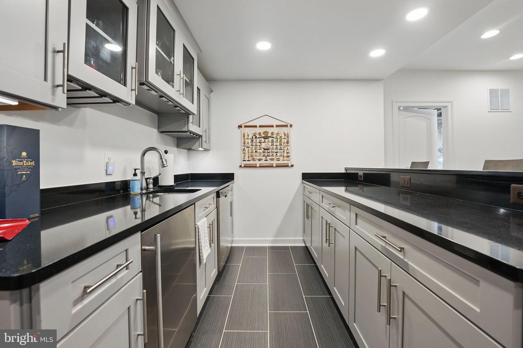 POTOMAC SHORES - Residential