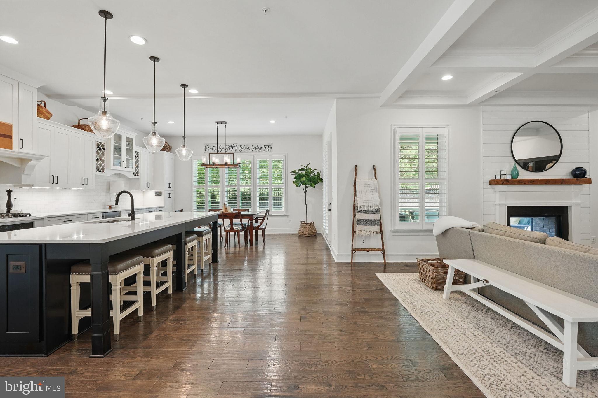 POTOMAC SHORES - Residential