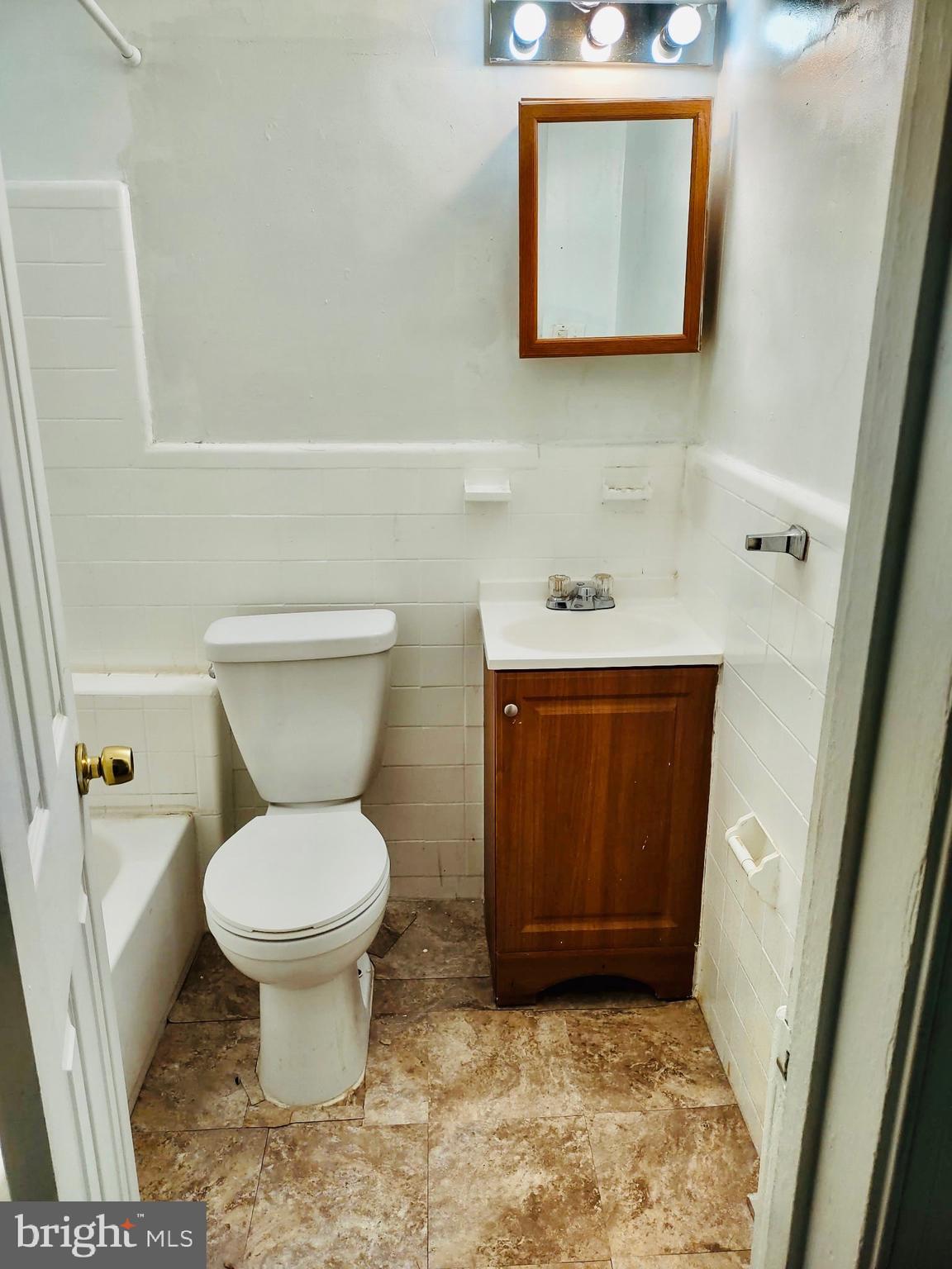 3162 BUENA VISTA TERRACE SE