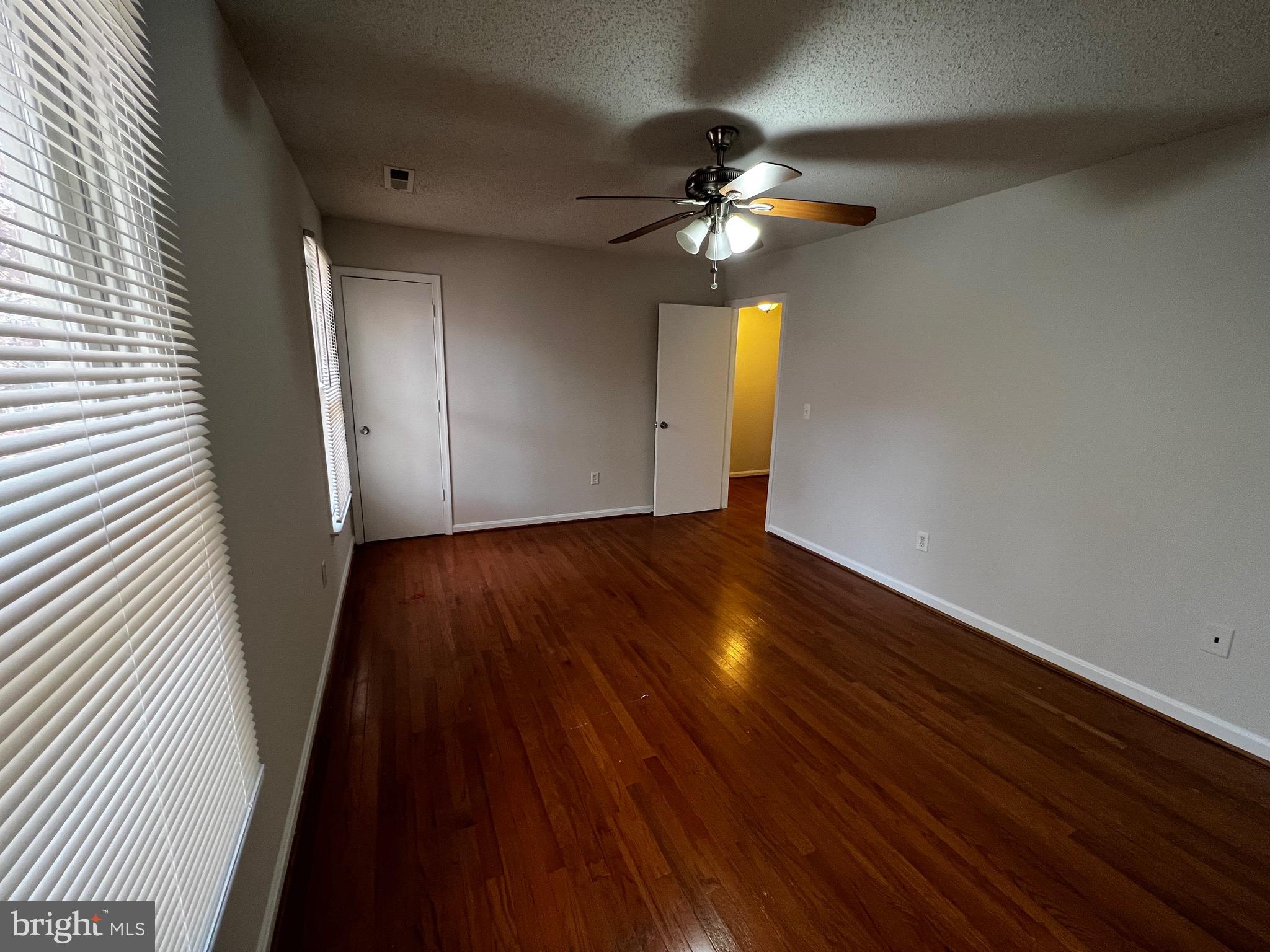 KINGS MILL - Residential Lease