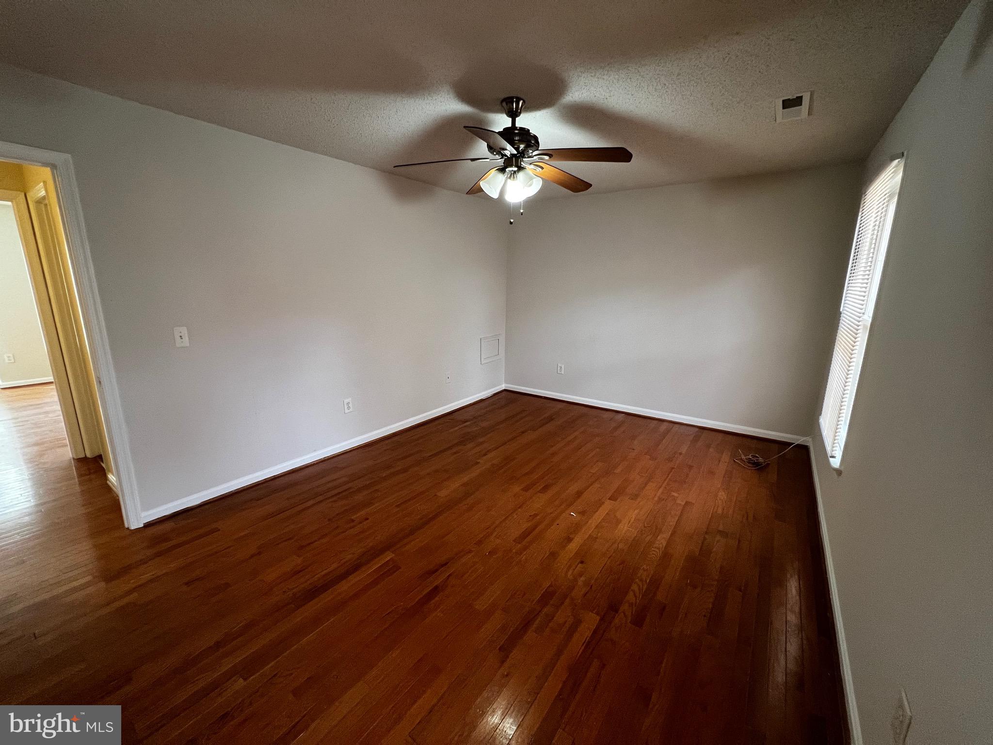 KINGS MILL - Residential Lease