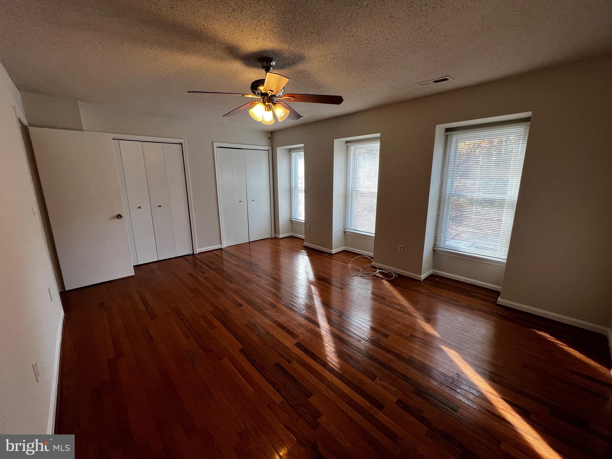 KINGS MILL - Residential Lease