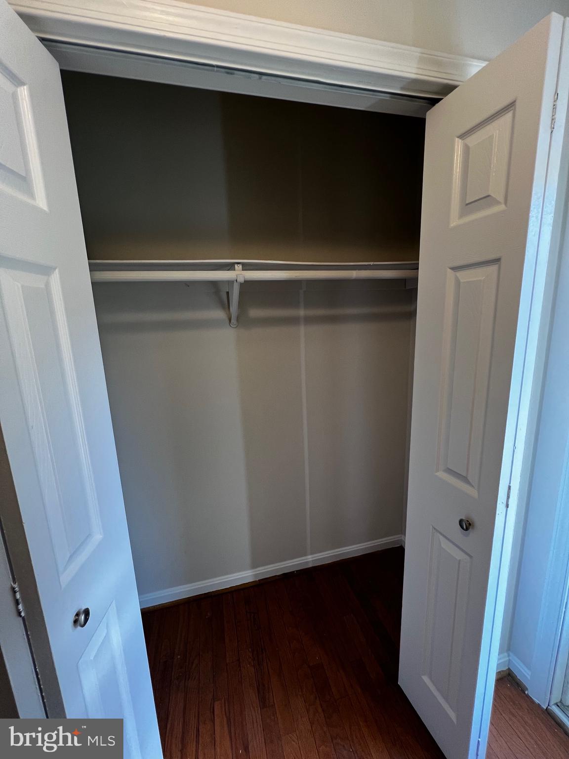 KINGS MILL - Residential Lease