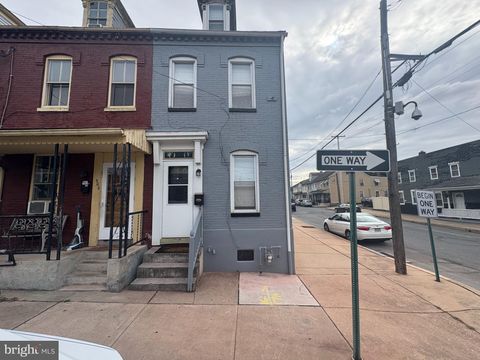 300 PERRY STREET COLUMBIA PA 17512
