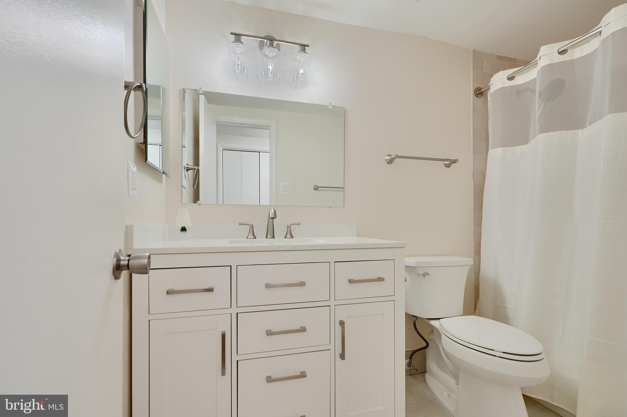 DUNN'S GROVE - Residential