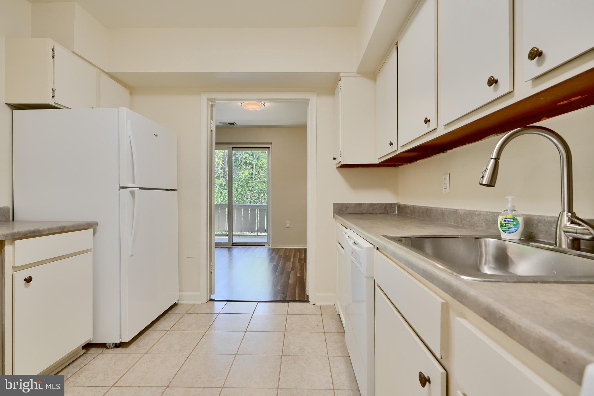 DUNN'S GROVE - Residential