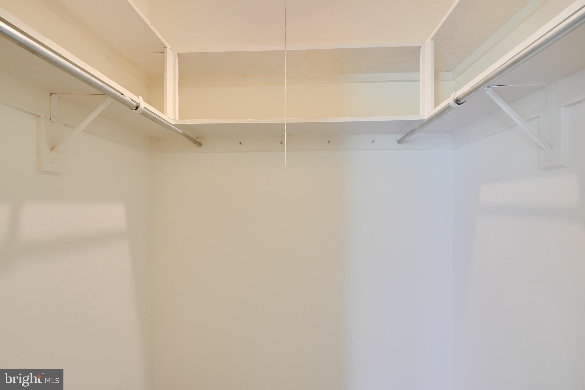 DUNN'S GROVE - Residential