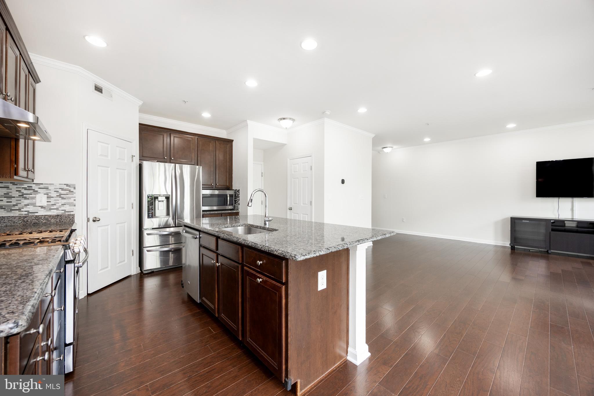 PROVIDENCE CORNER - Residential Lease