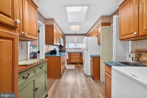 Tiny photo for 5 Henlopen Avenue, REHOBOTH BEACH, DE 19971 (MLS # DESU2110648)
