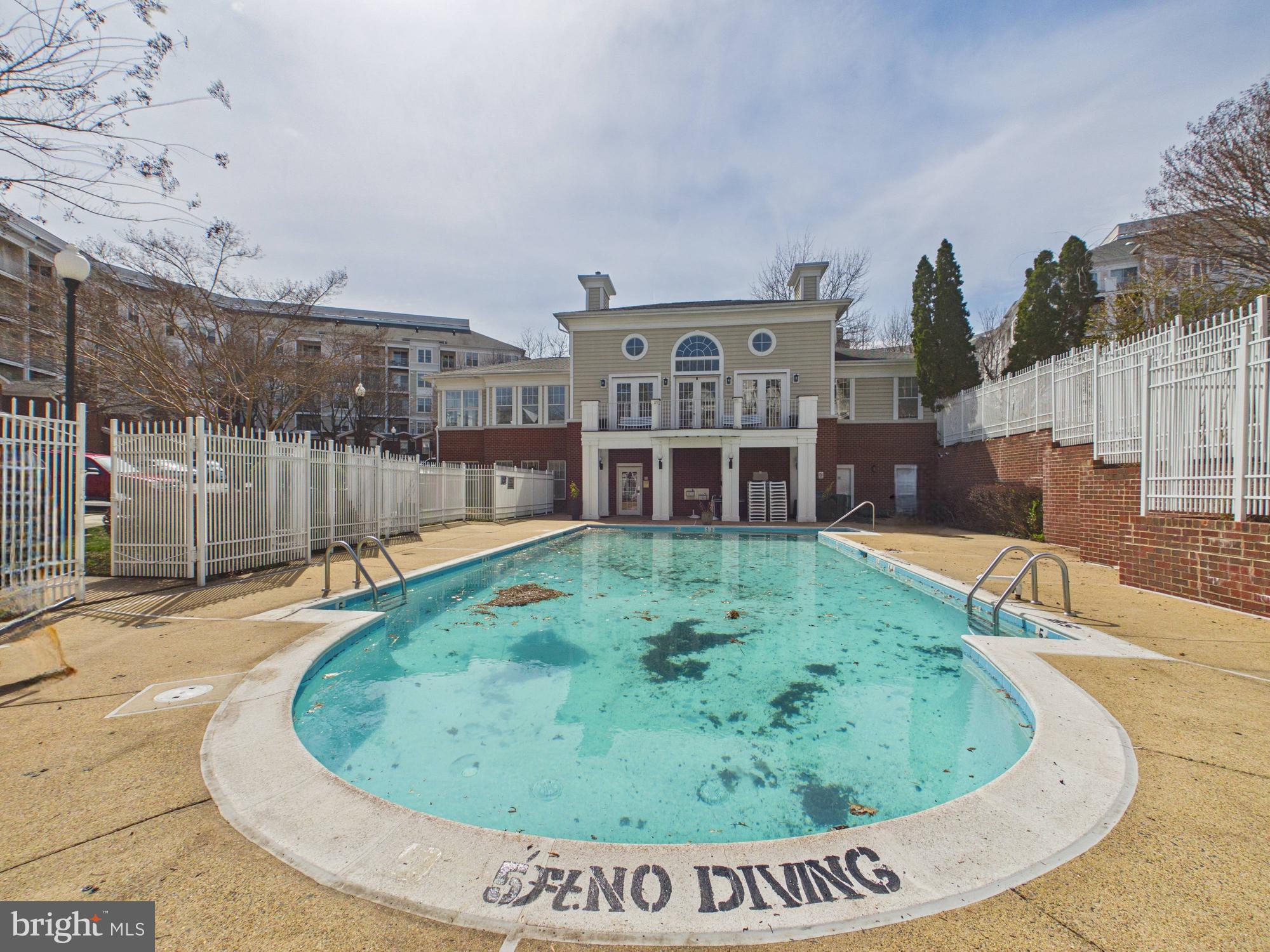 LILLIAN COURT AT TYSONS 11 - Residential