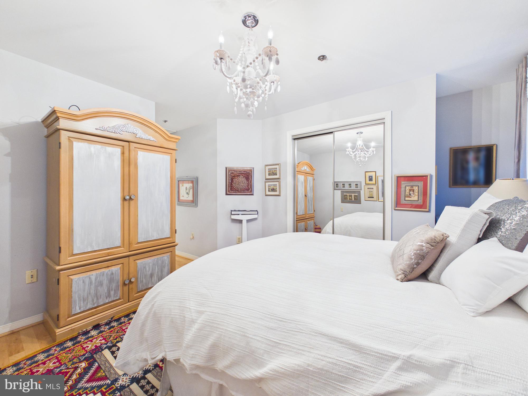 LILLIAN COURT AT TYSONS 11 - Residential