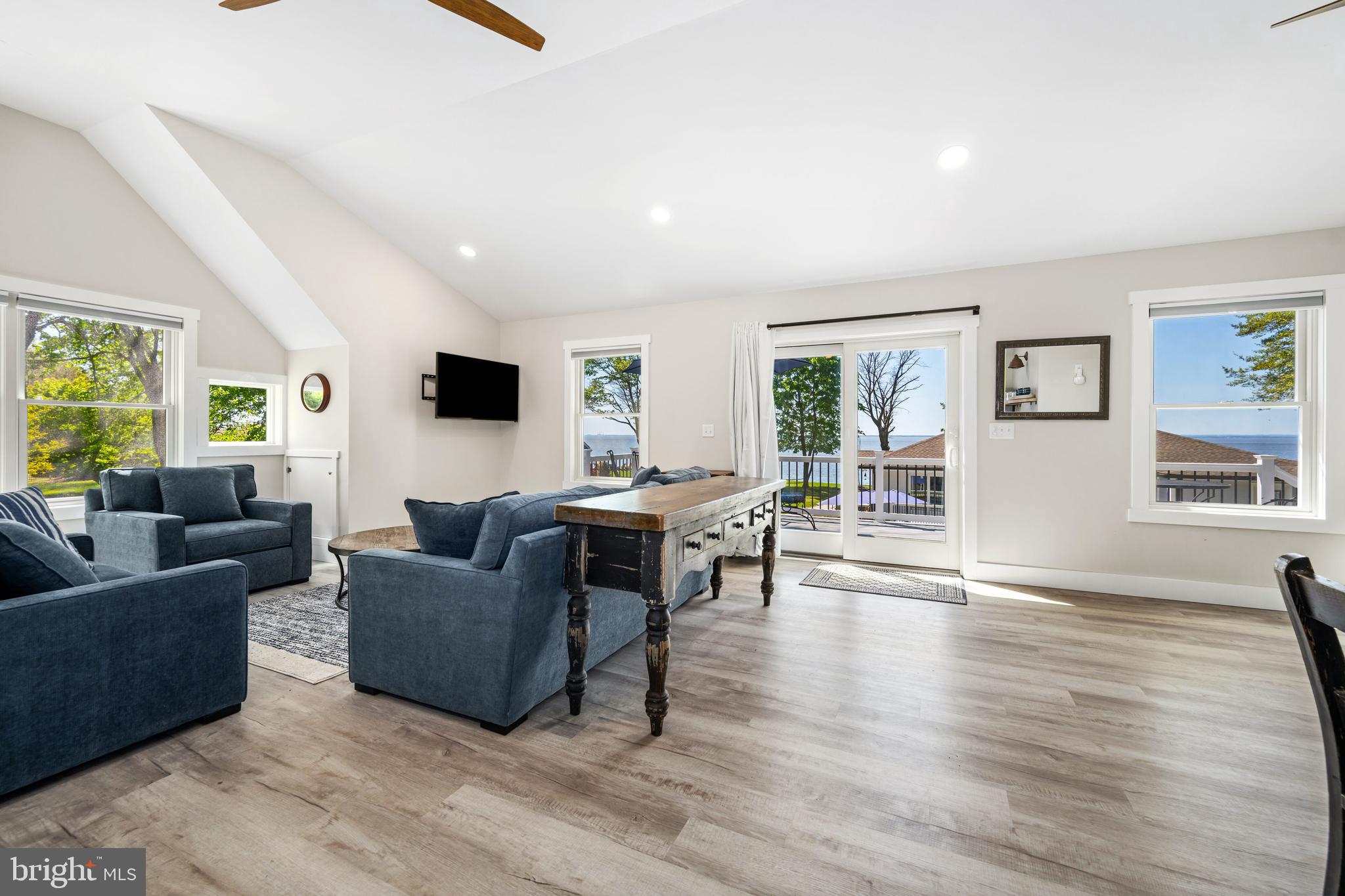 TOLCHESTER - Residential