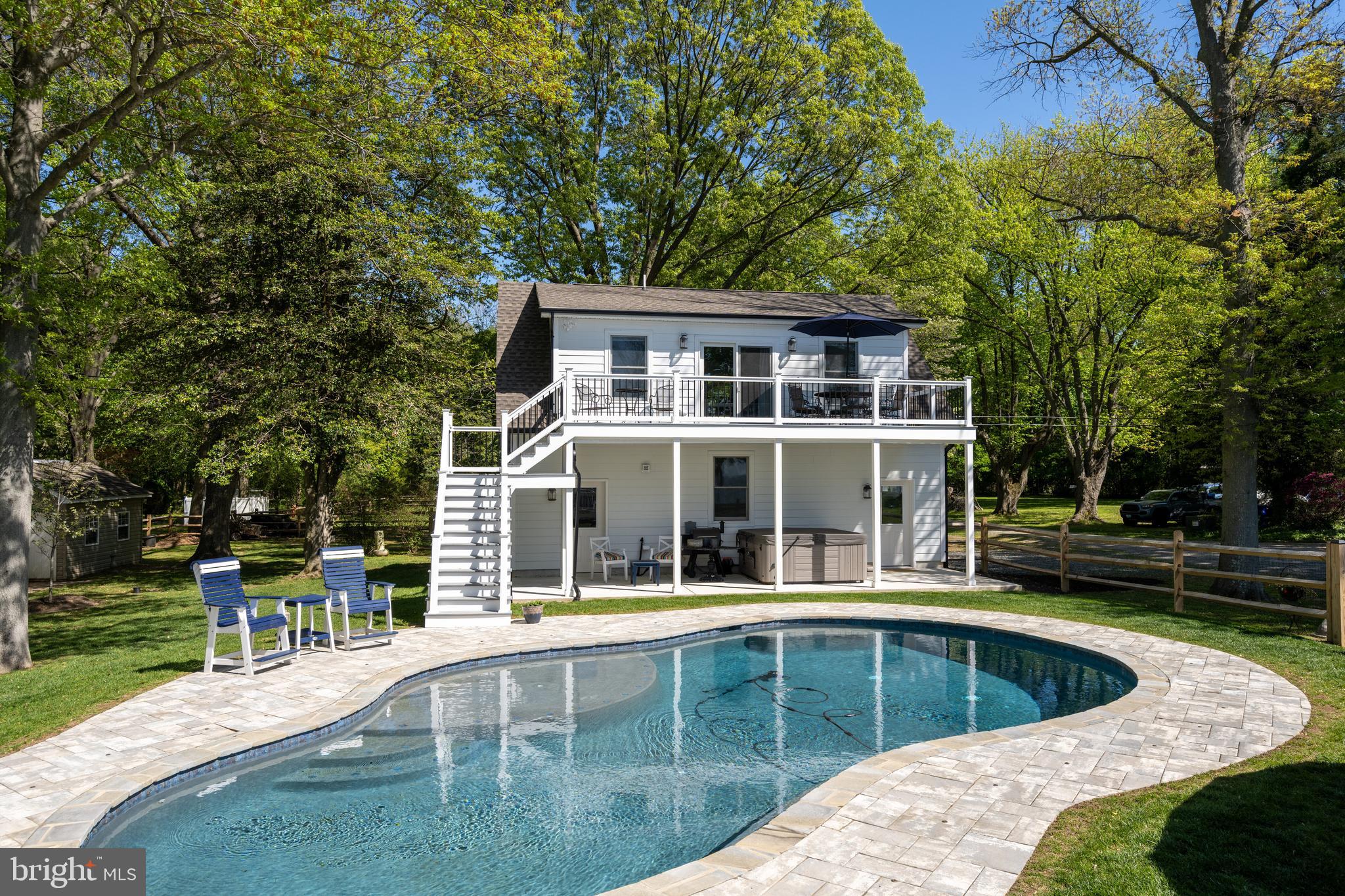 TOLCHESTER - Residential