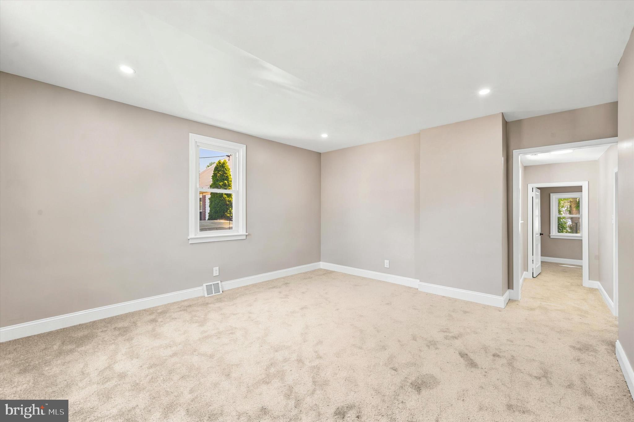 1022 LAWNTON TERRACE