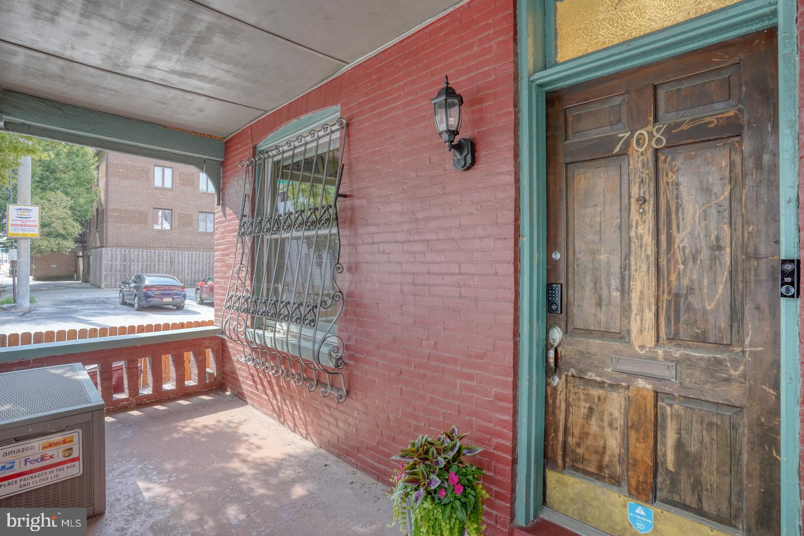 708 W 11TH STREET