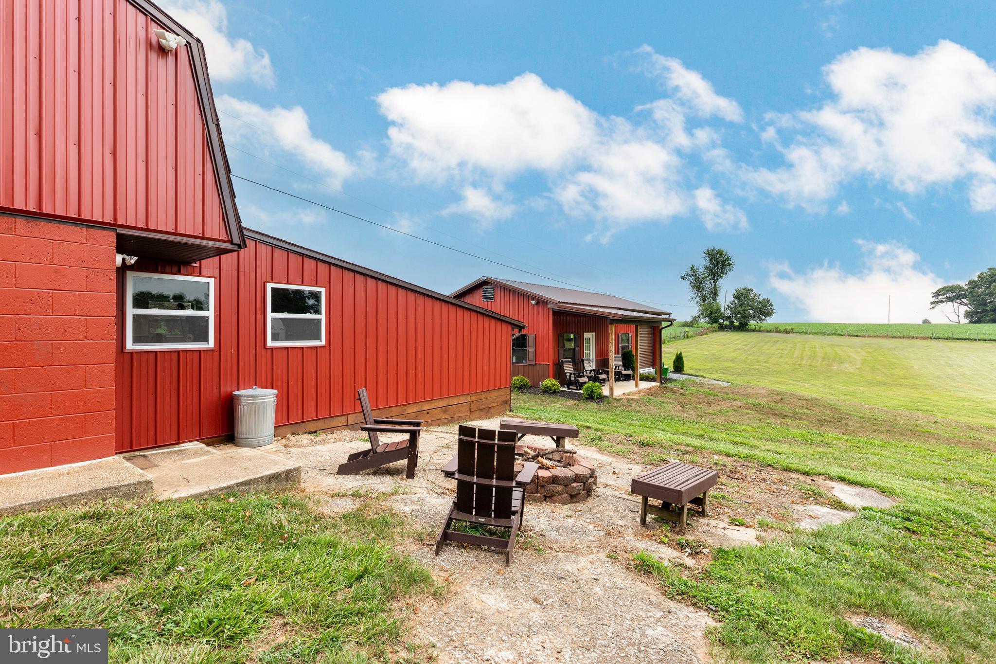 HAMPSTEAD - Residential