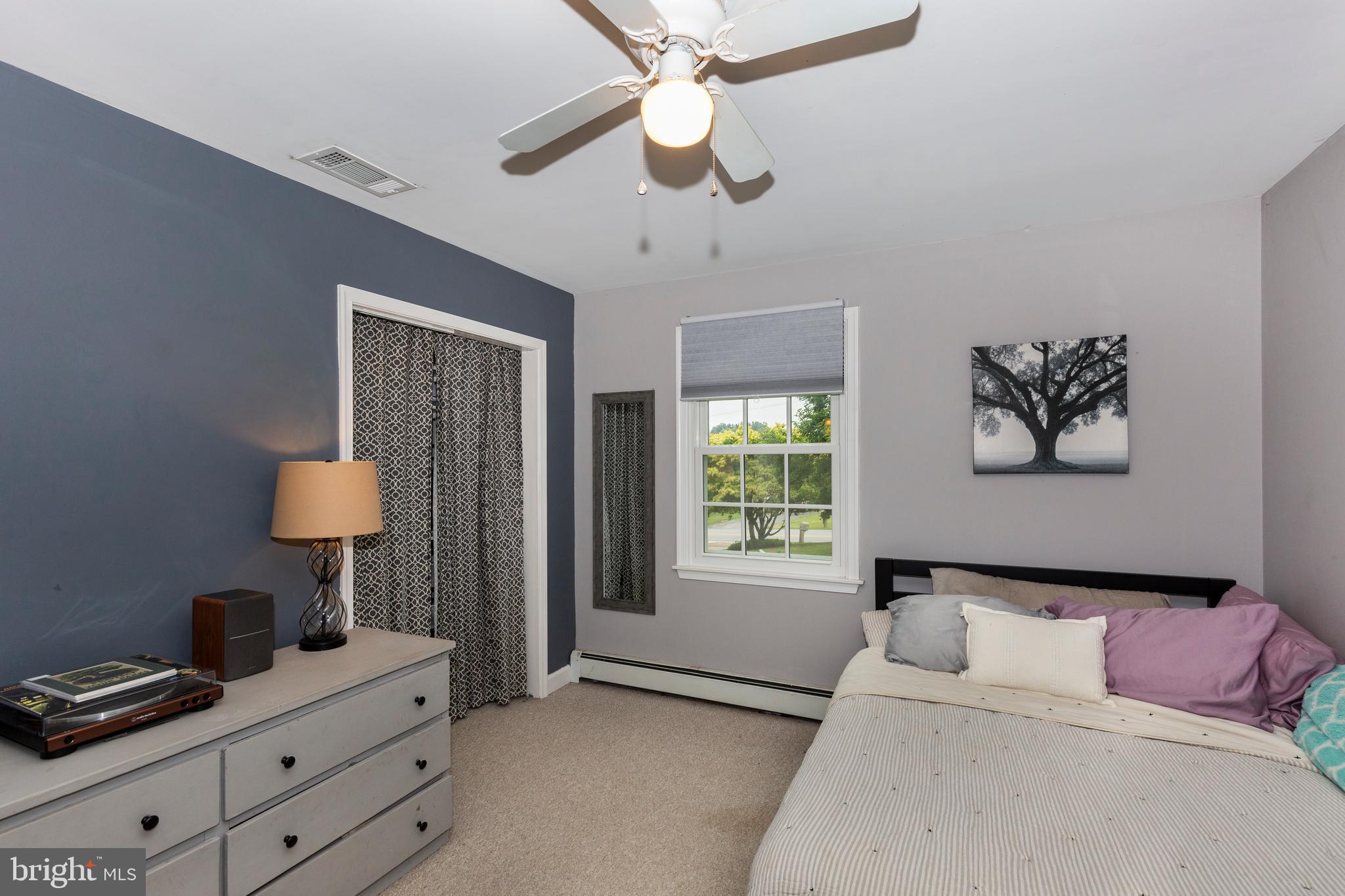 HAMPSTEAD - Residential