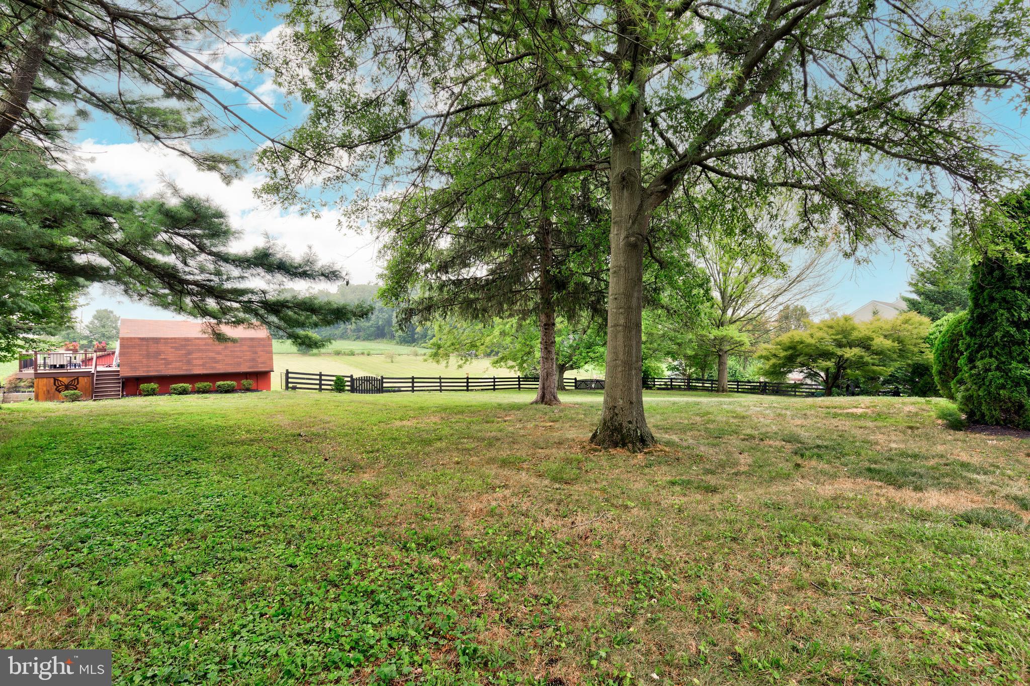 HAMPSTEAD - Residential