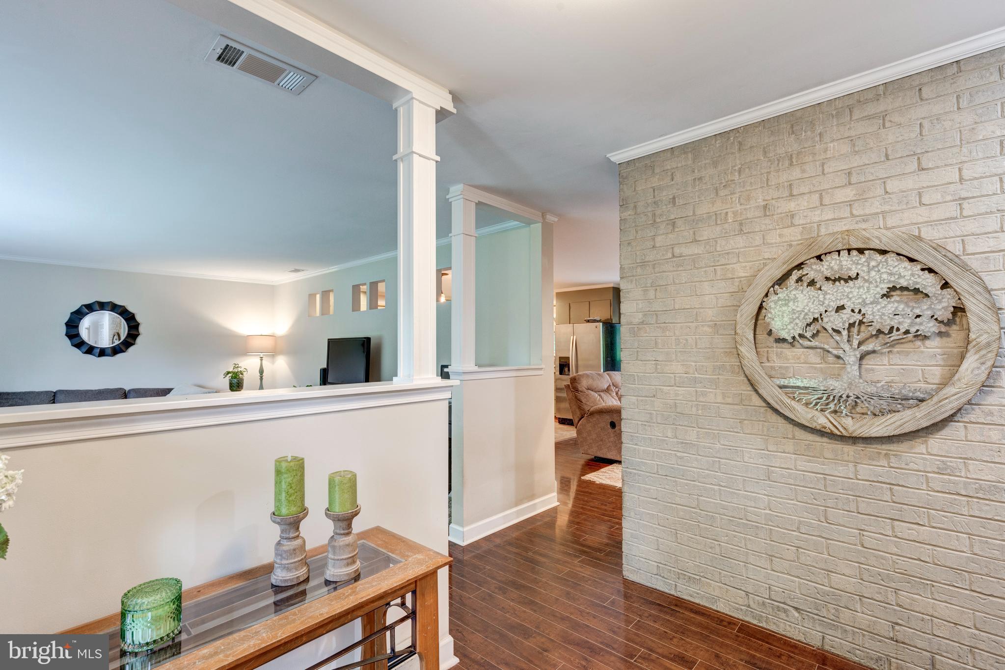 HAMPSTEAD - Residential