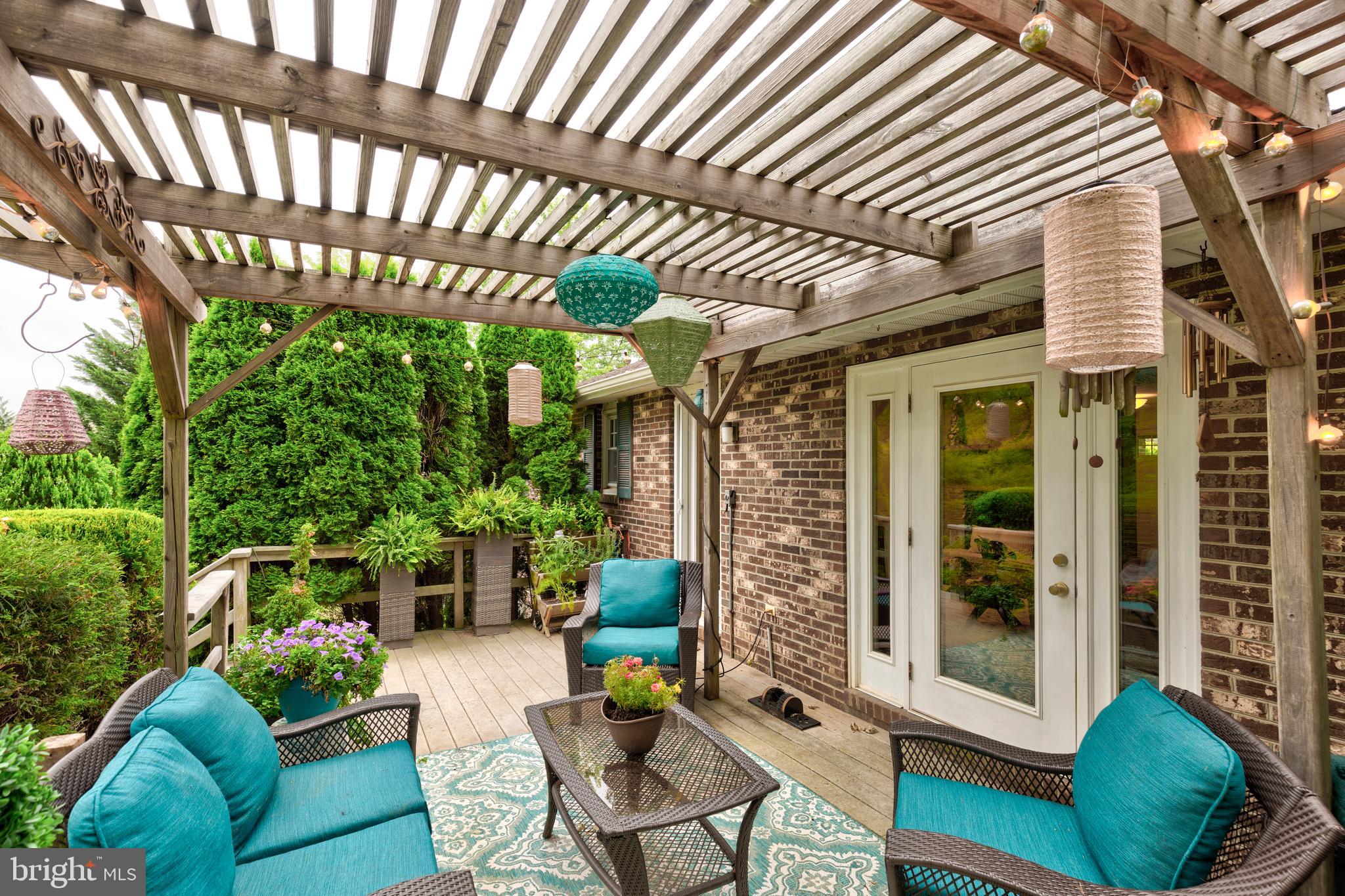 HAMPSTEAD - Residential