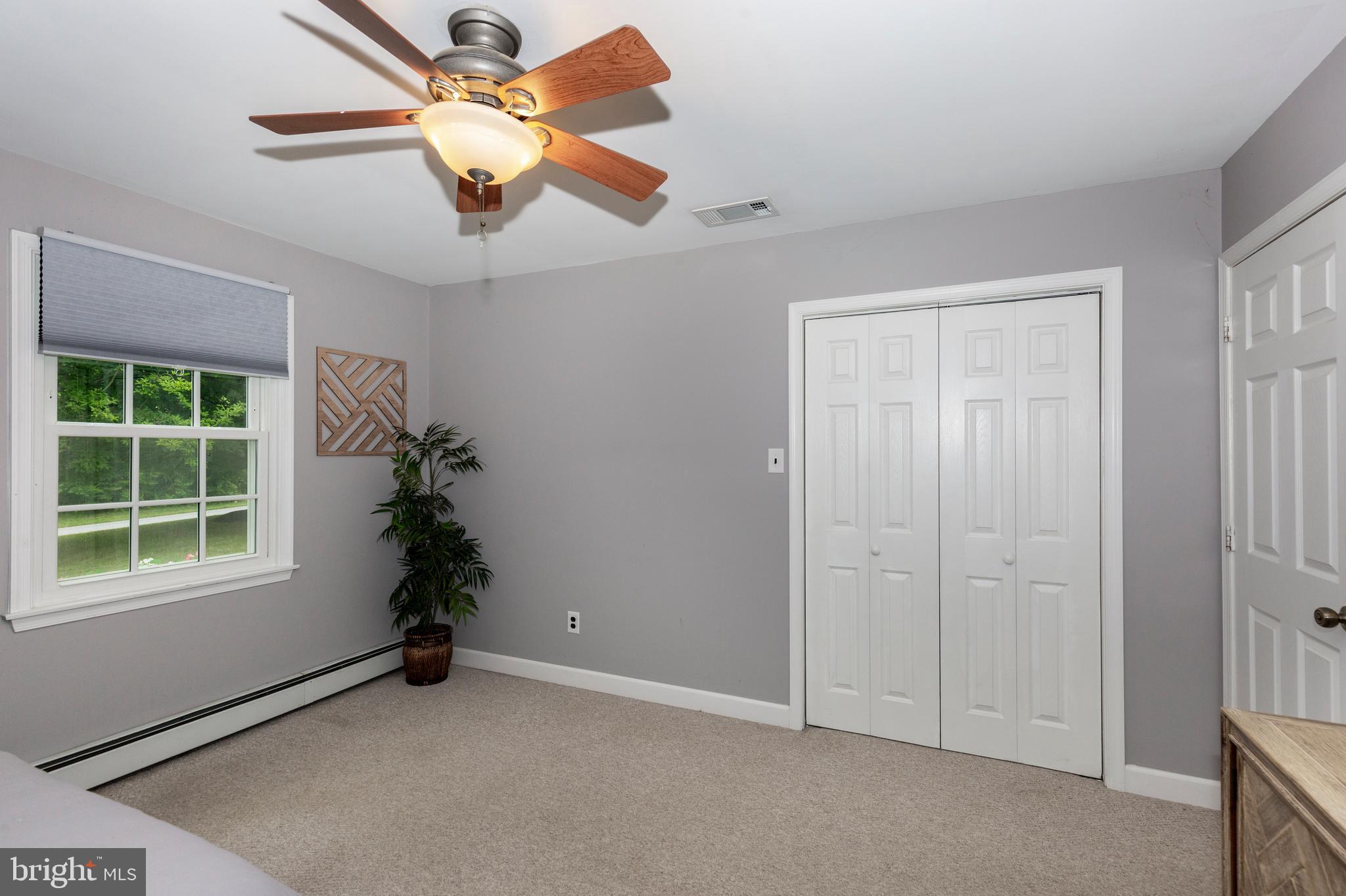 HAMPSTEAD - Residential