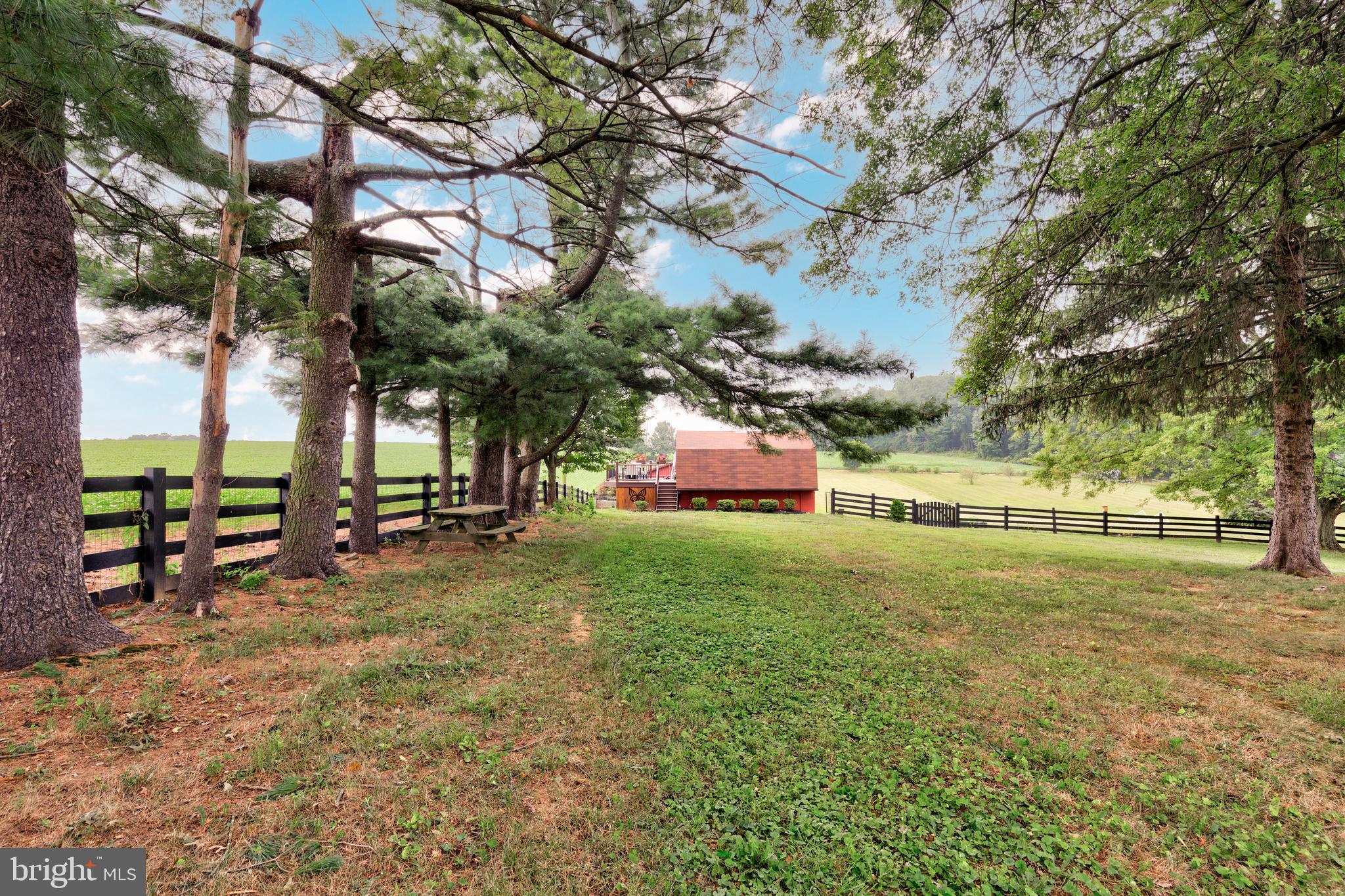 HAMPSTEAD - Residential