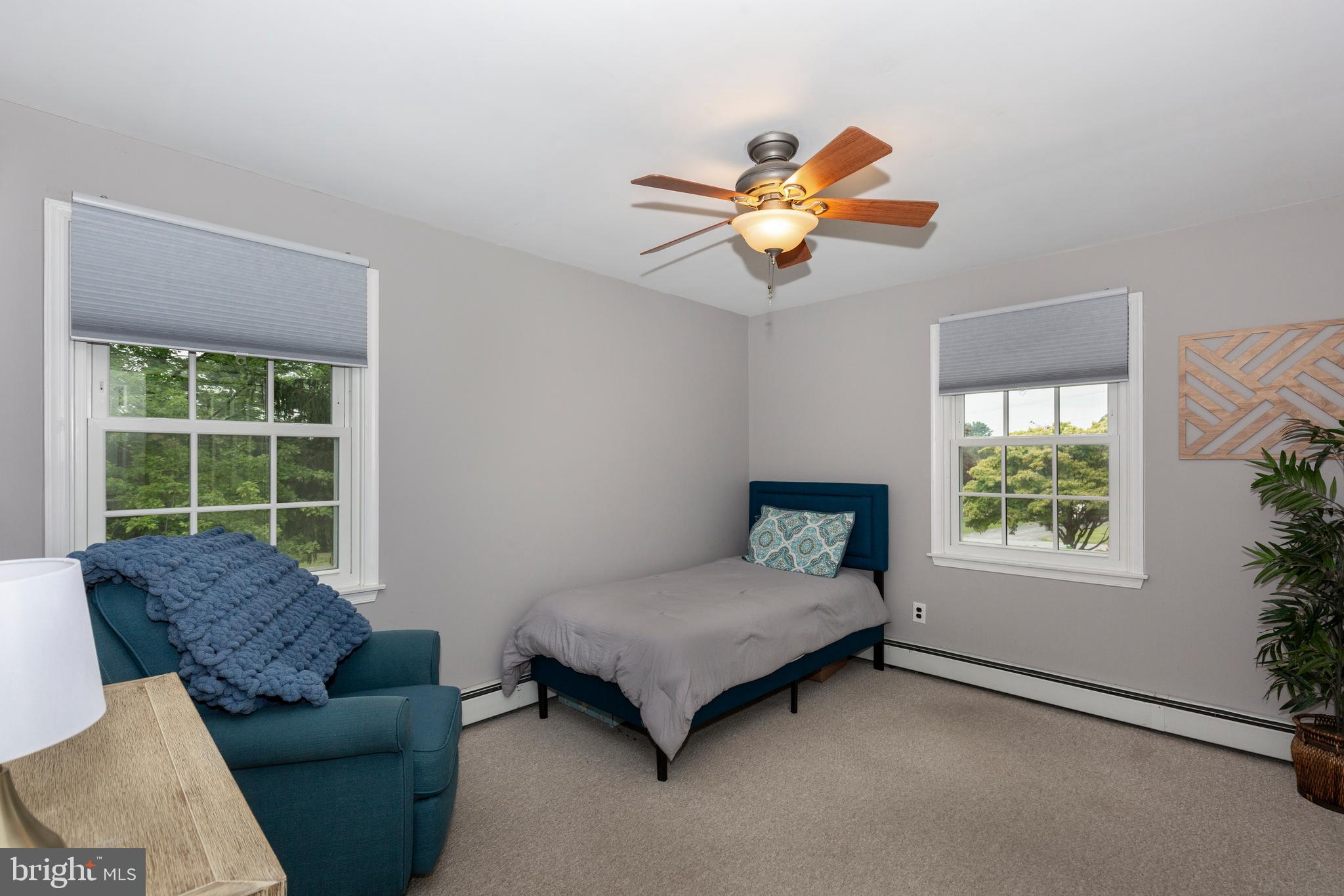 HAMPSTEAD - Residential