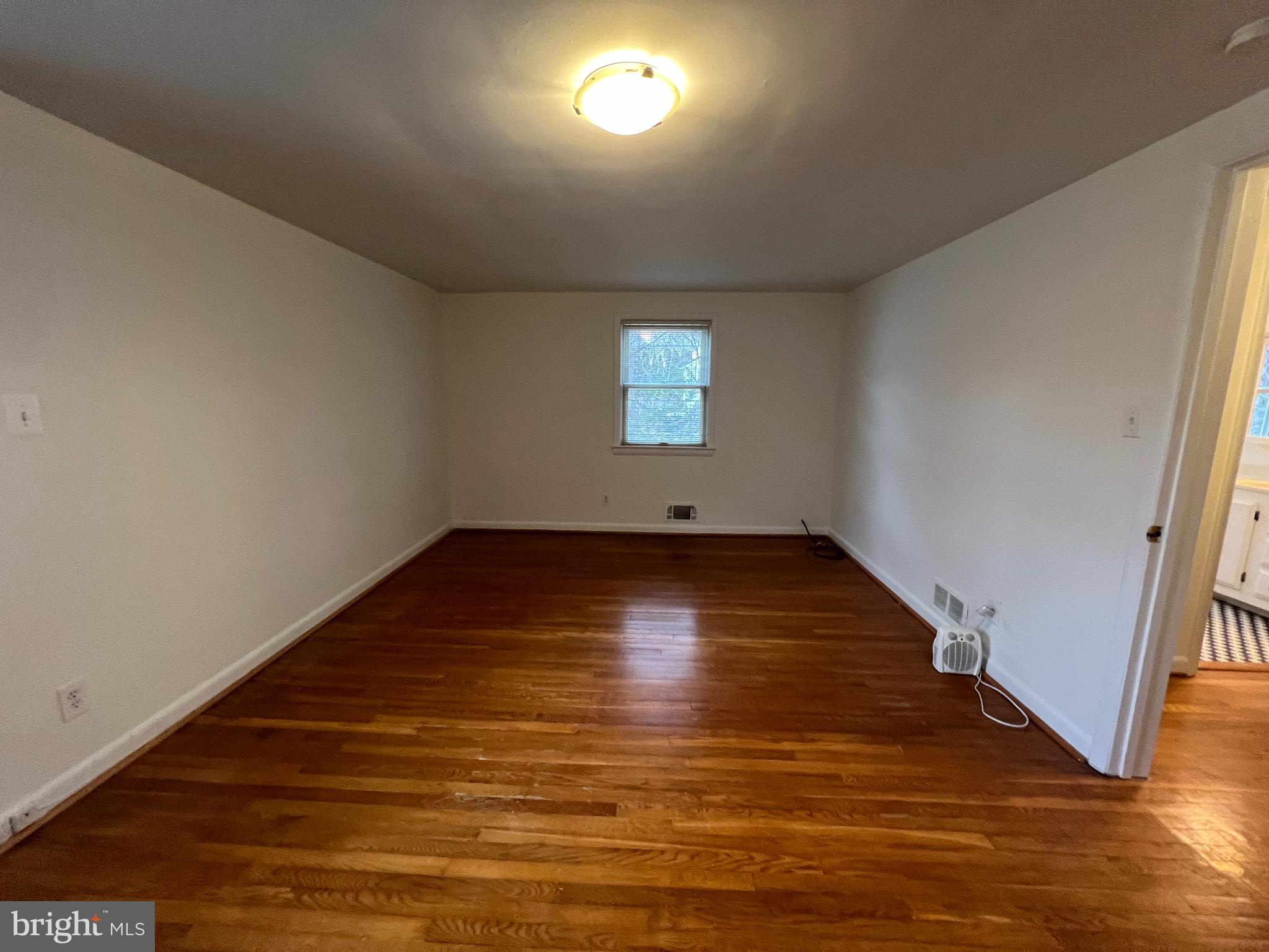 KENT GARDENS - Residential Lease