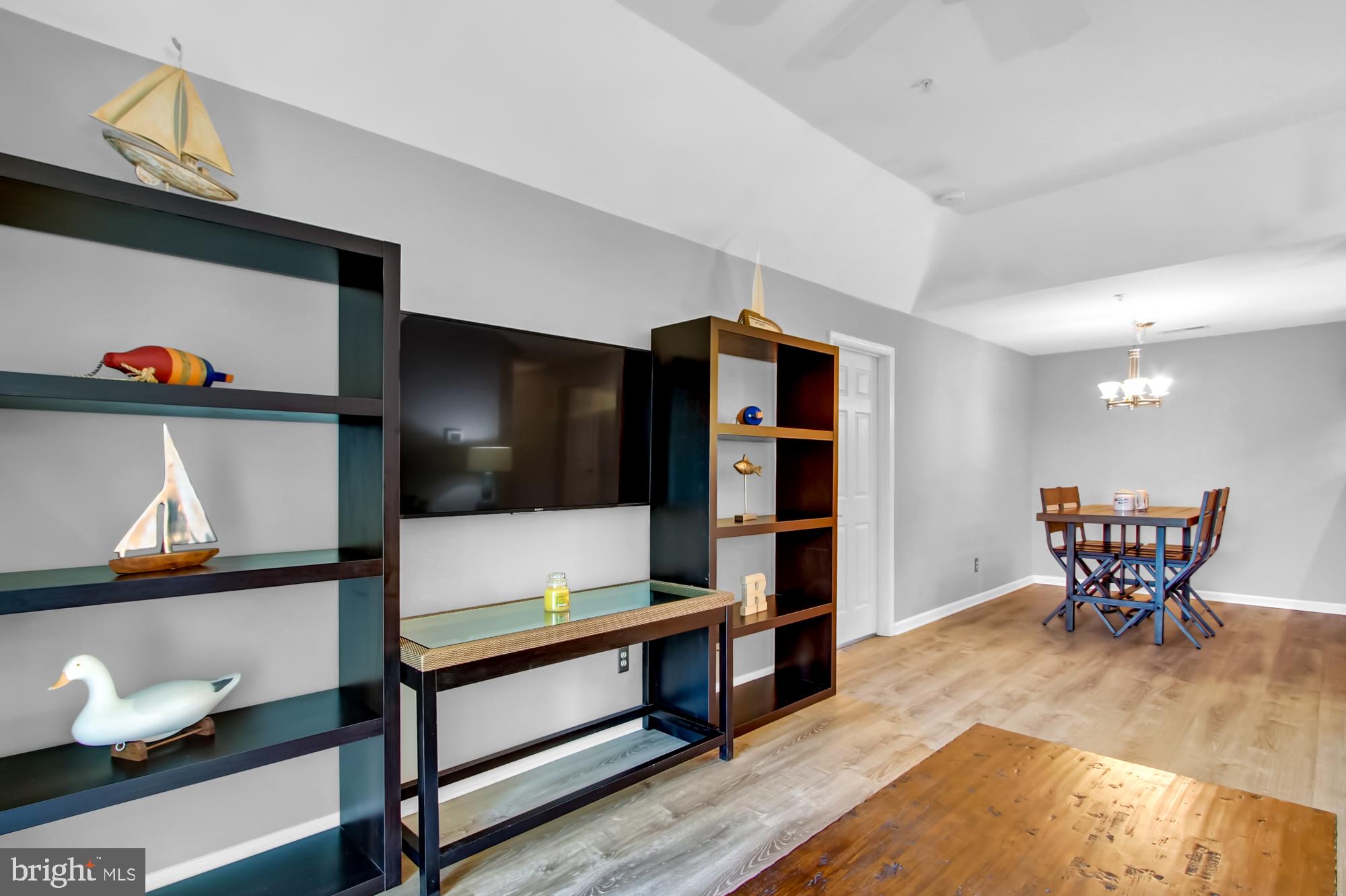 ENGLISH COUNTRY MANOR - Residential